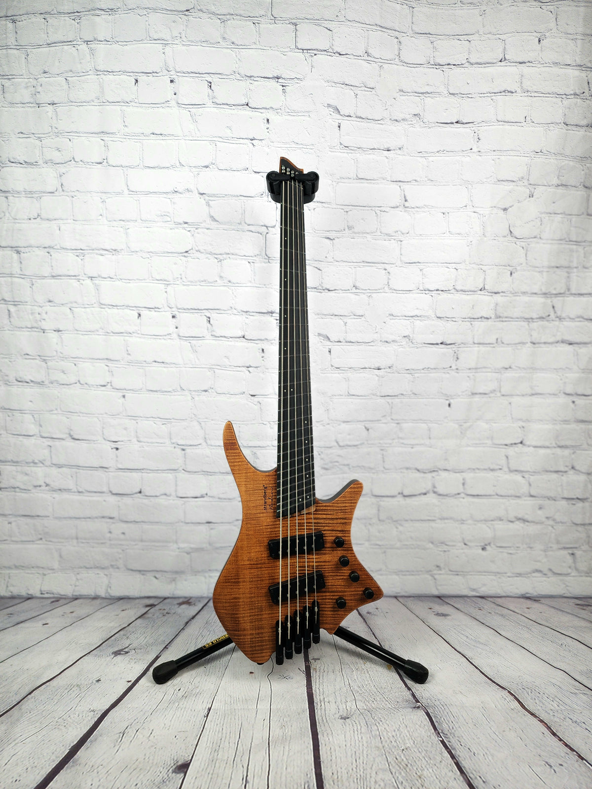 Strandberg Boden Bass Prog 5 String Brown Richlite – Guitar Brando