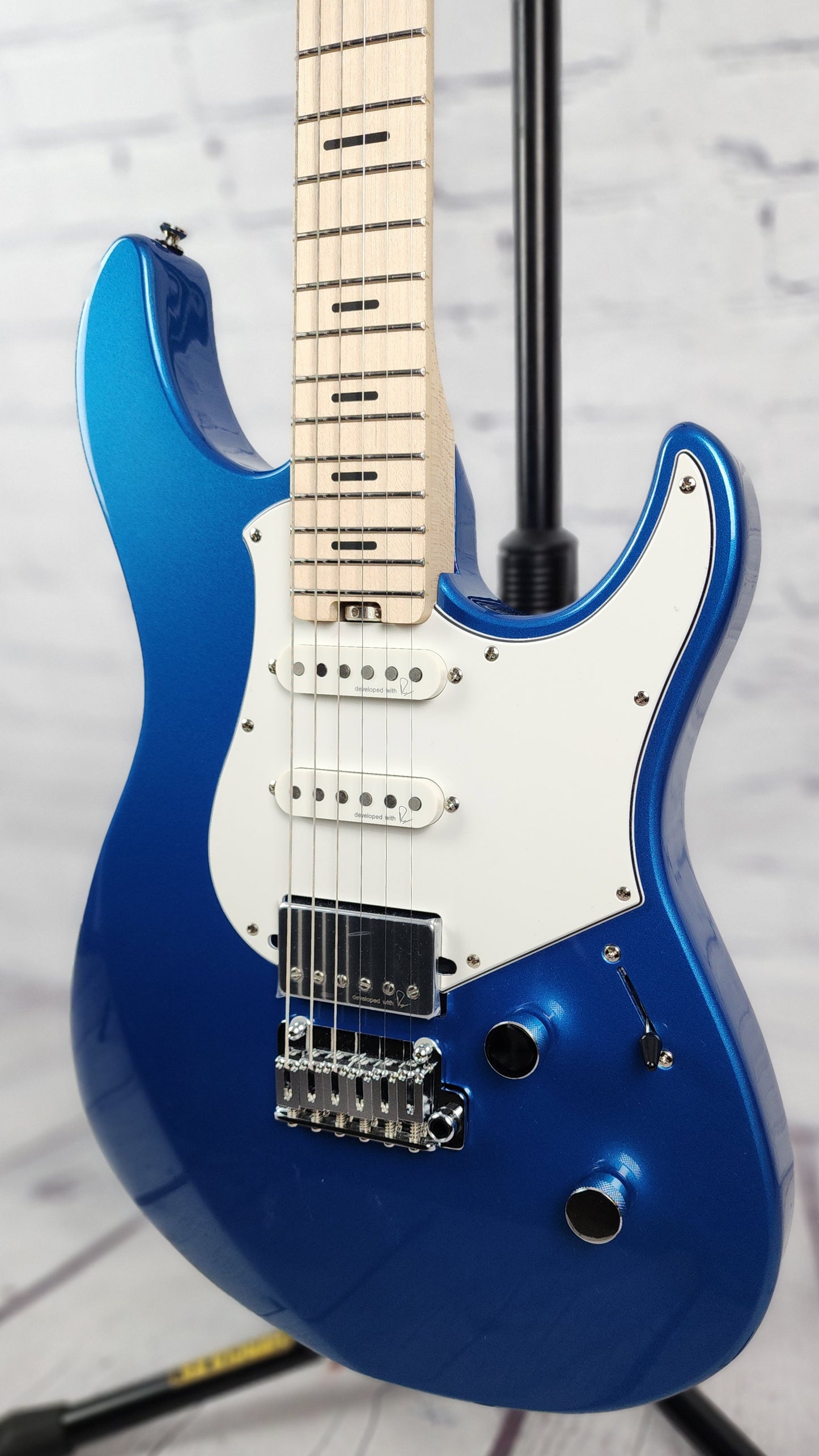 Yamaha Pacifica Standard Plus PACS+12M SB Electric Guitar Maple Sparkle Blue