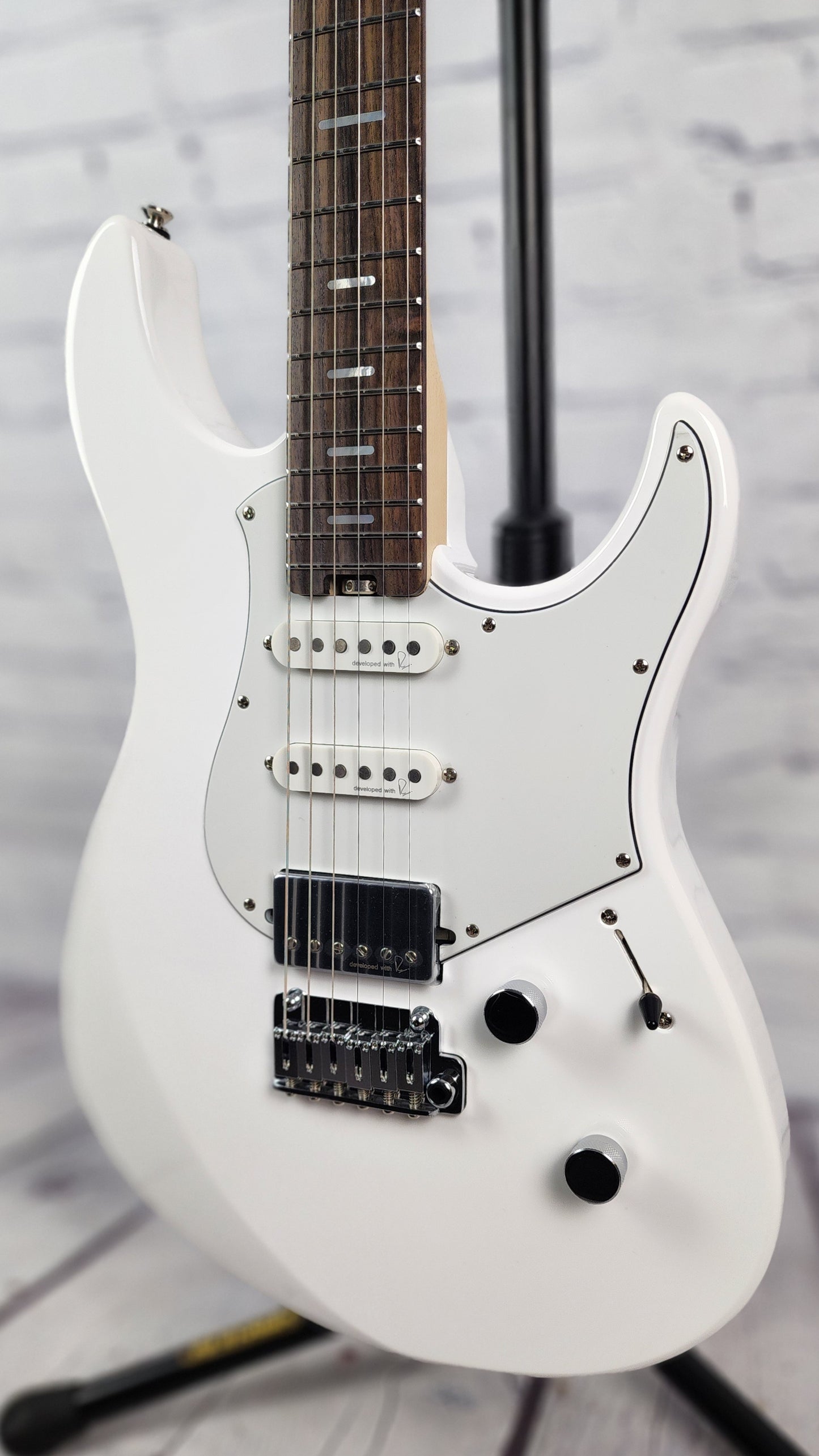 Yamaha Pacifica Standard Plus PACS+12 SWH Electric Guitar Rosewood Shell White