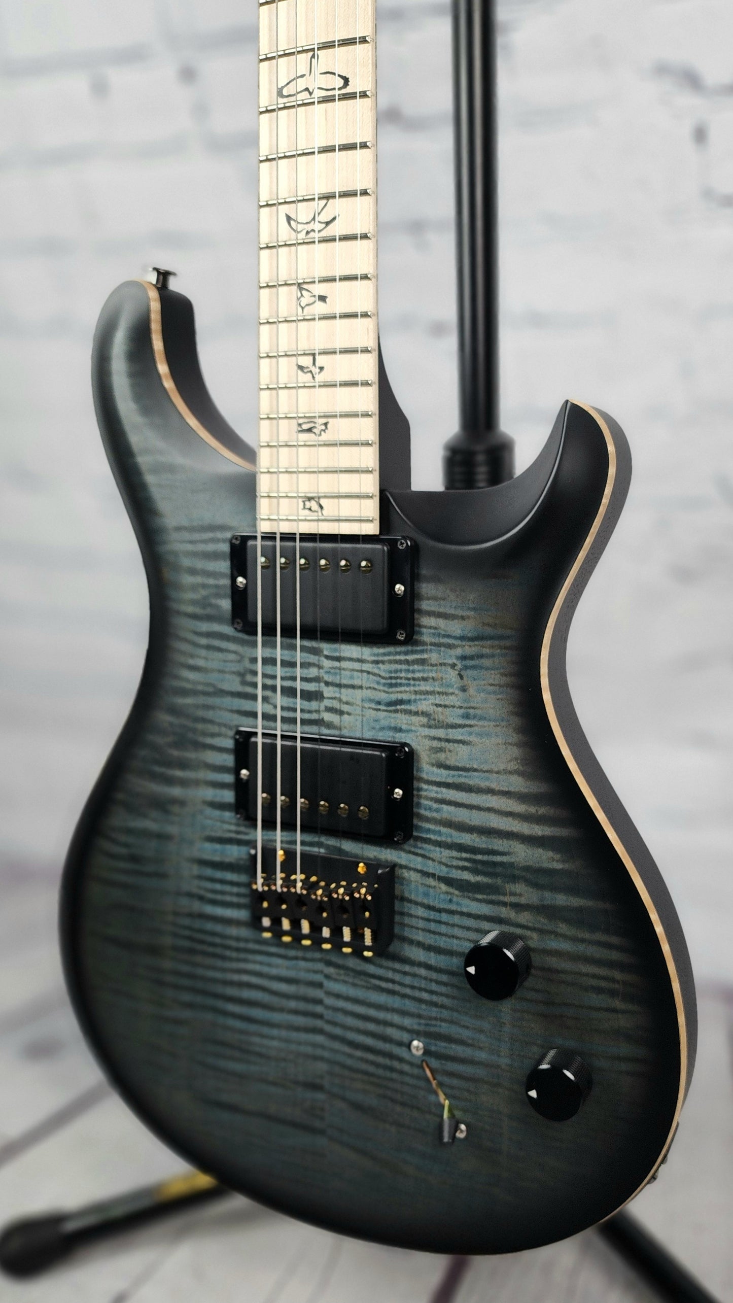 Paul Reed Smith PRS Dustie Waring Limited Edition CE24 Hardtail Electric Guitar Faded Blue Smokeburst