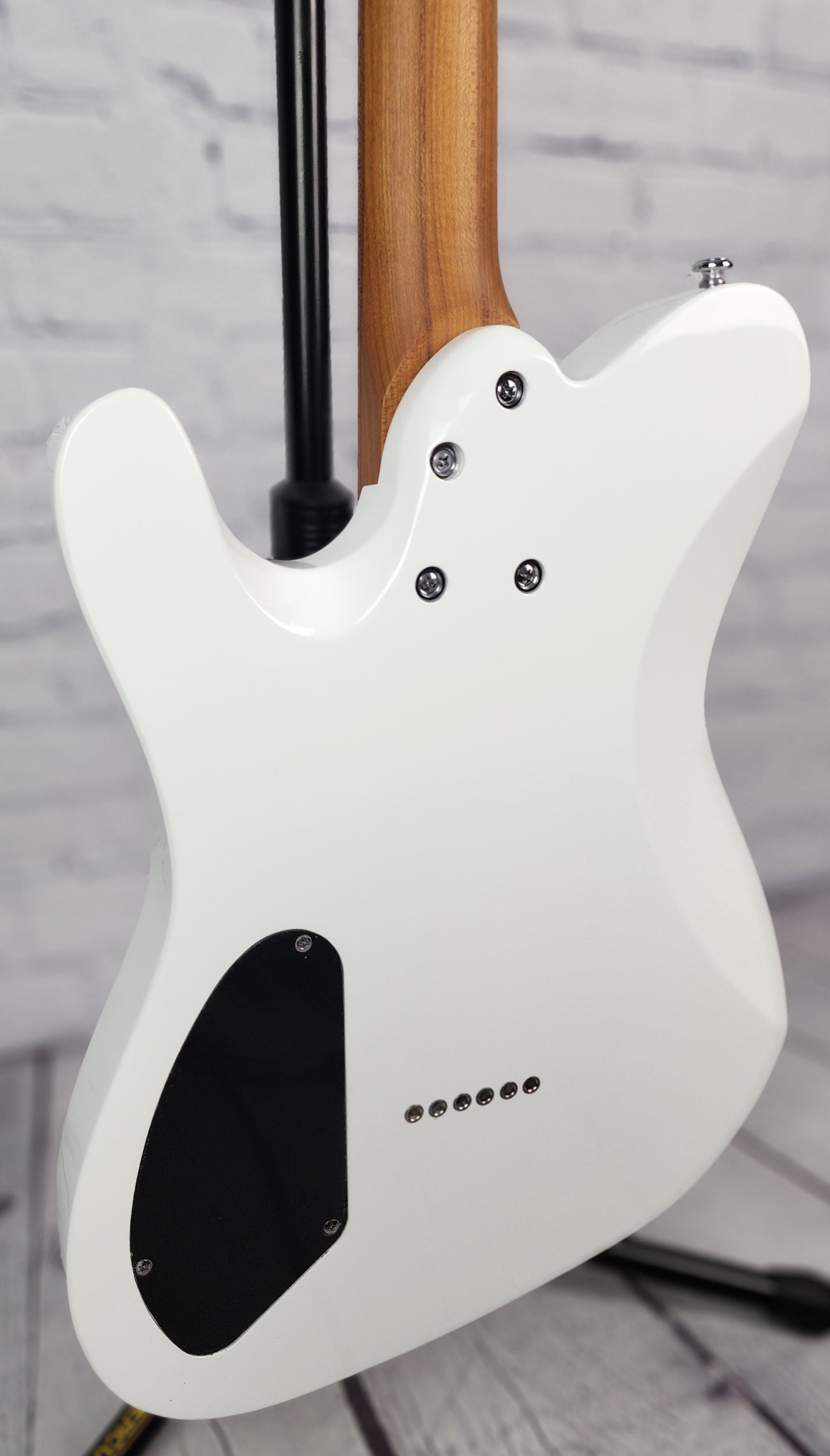 Balaguer Standard Thicket SS 6 String Electric Guitar Gloss White