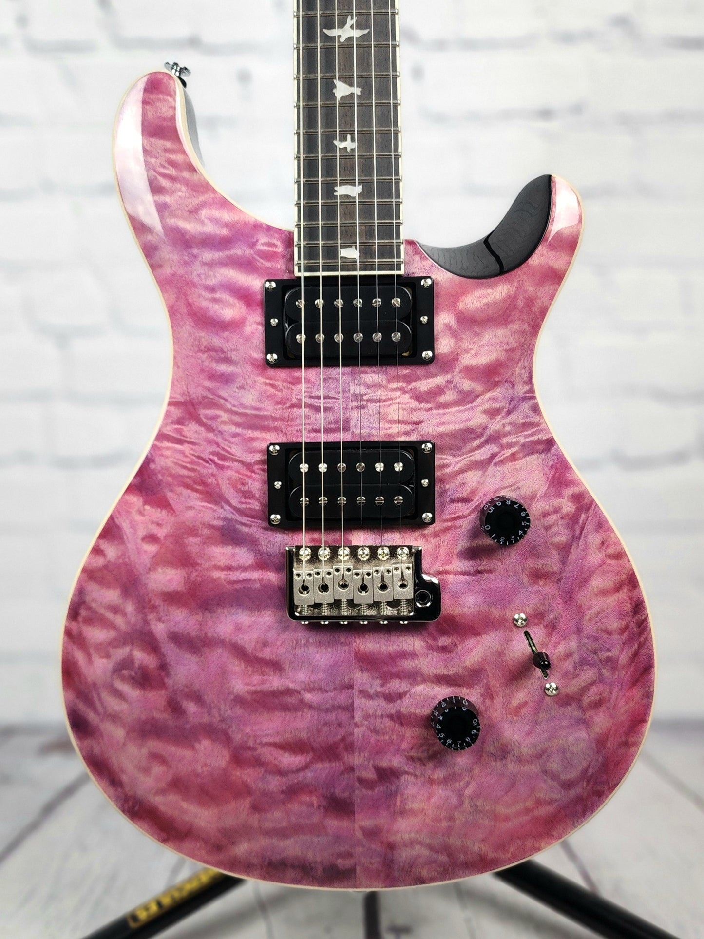 Paul Reed Smith PRS SE Custom 24 Quilt Electric Guitar Violet