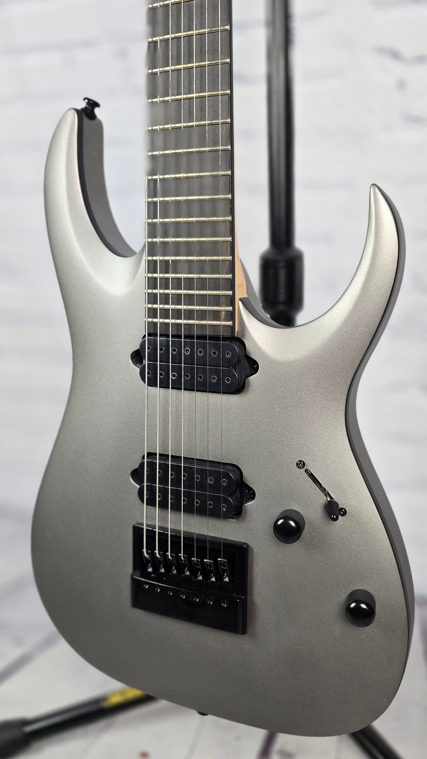 Ibanez APEX30MGM James "Munky" Shaffer Signature 7 String Electric Guitar Evertune Grey Metallic