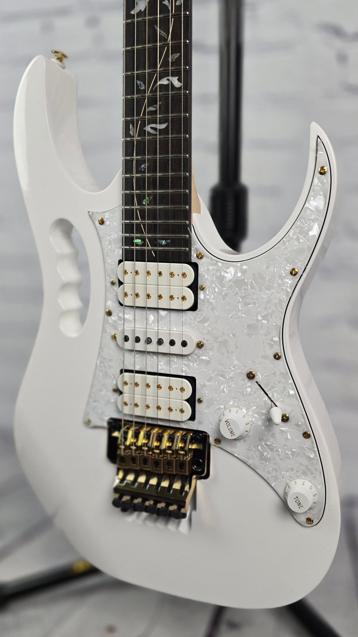 Ibanez Premium JEM7V PWH 6 String Electric Guitar Gloss White Steve Vai