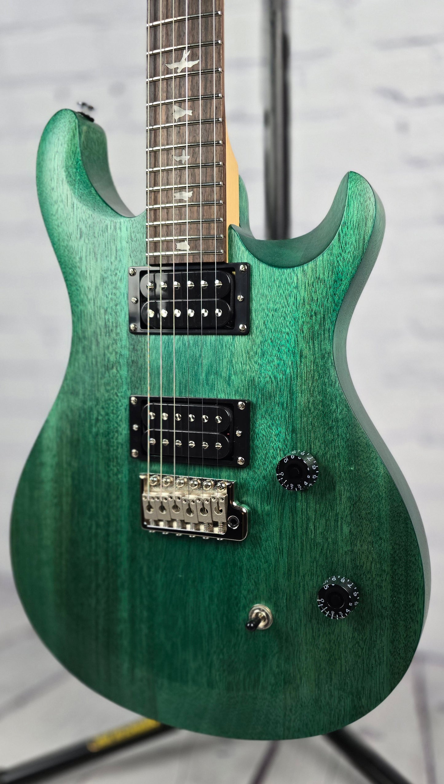 Paul Reed Smith PRS SE CE24 Satin 6 String Electric Guitar Turquoise