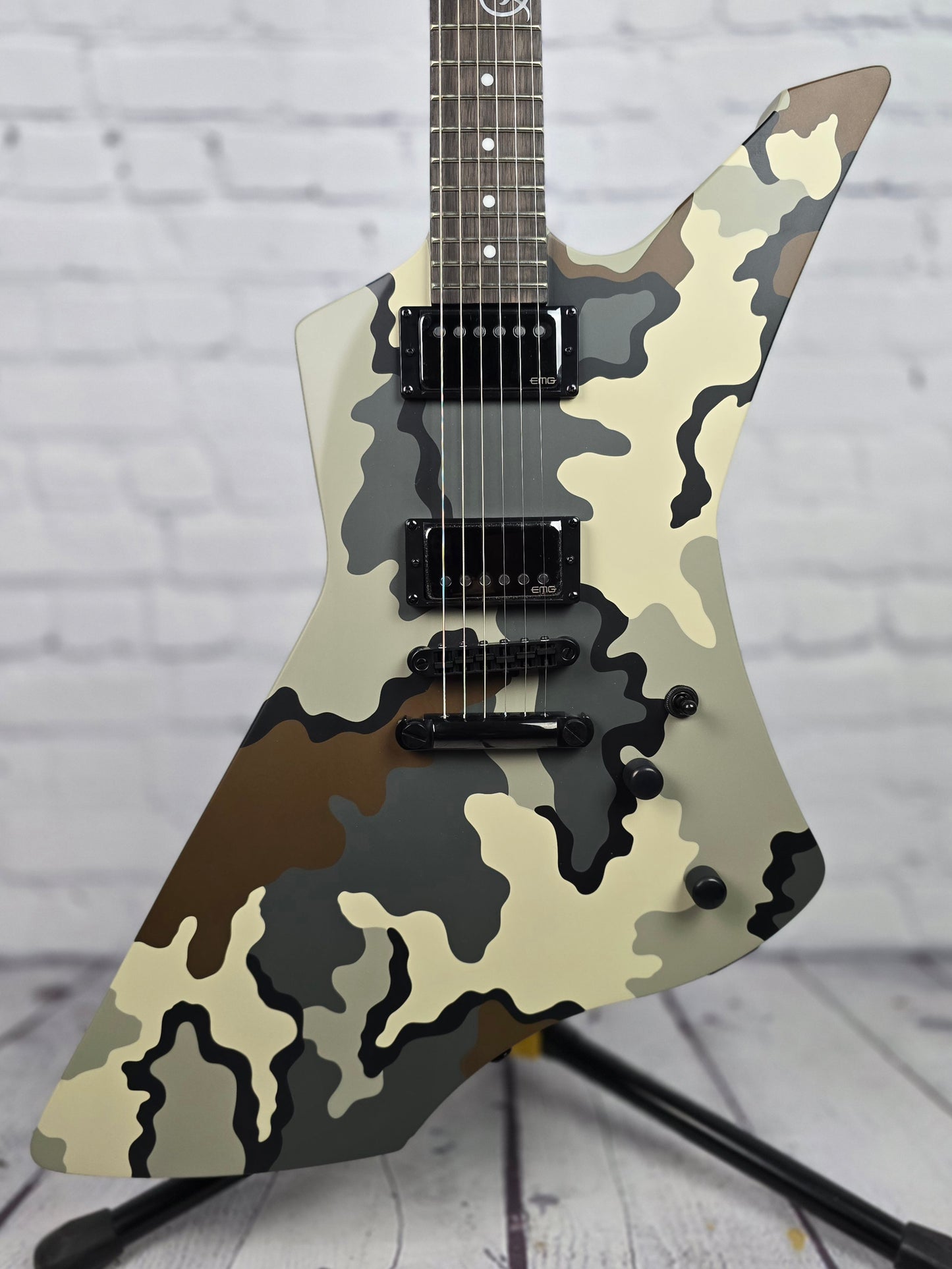 ESP LTD James Hetfield Snakebyte Camo 6 String Electric Guitar Kuiu Camo Satin