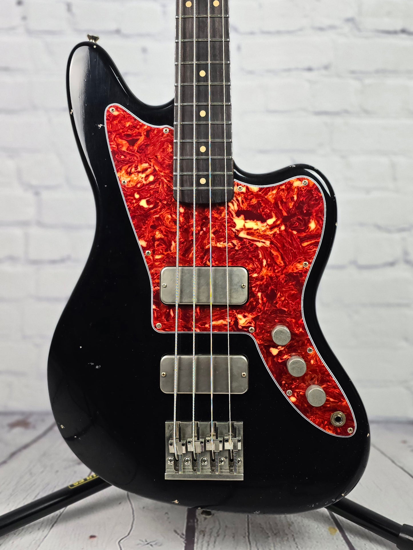 Fano Guitars JM4 Oltre 4 String Bass Guitar Medium Distress Bull Black