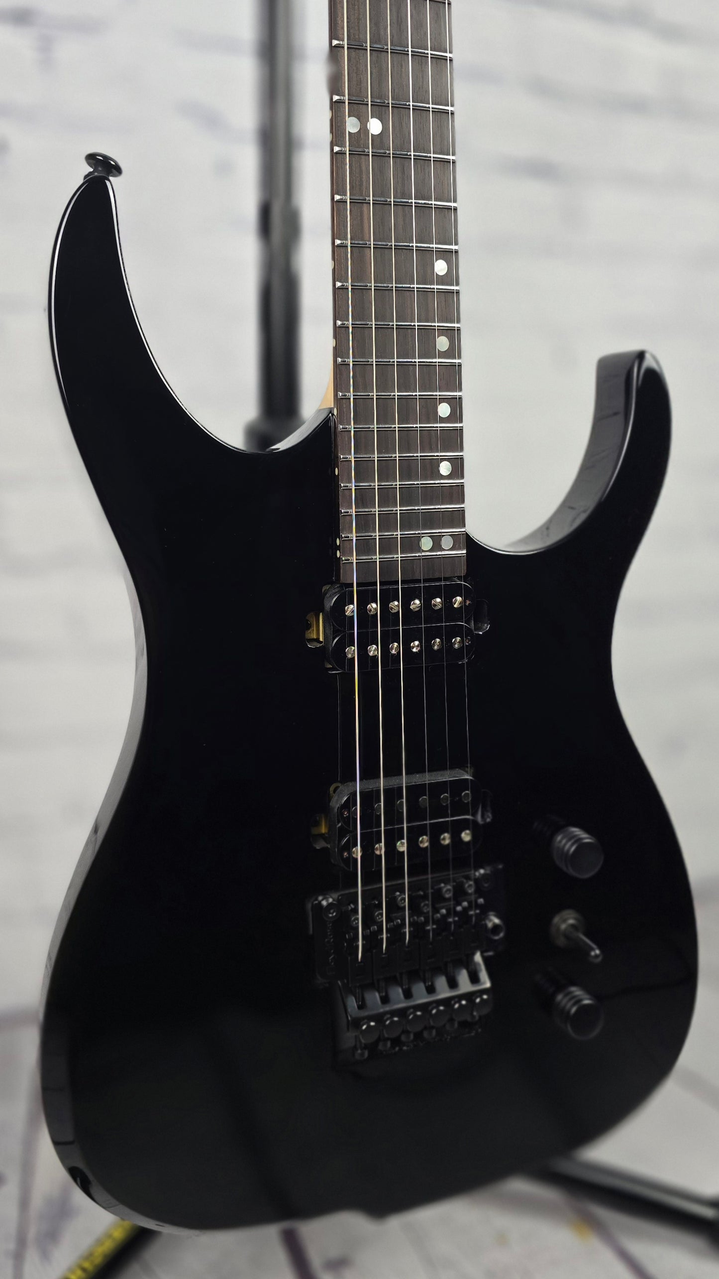 Ormsby Hype GTR 6 String Electric Guitar Floyd Rose Tuxedo Black