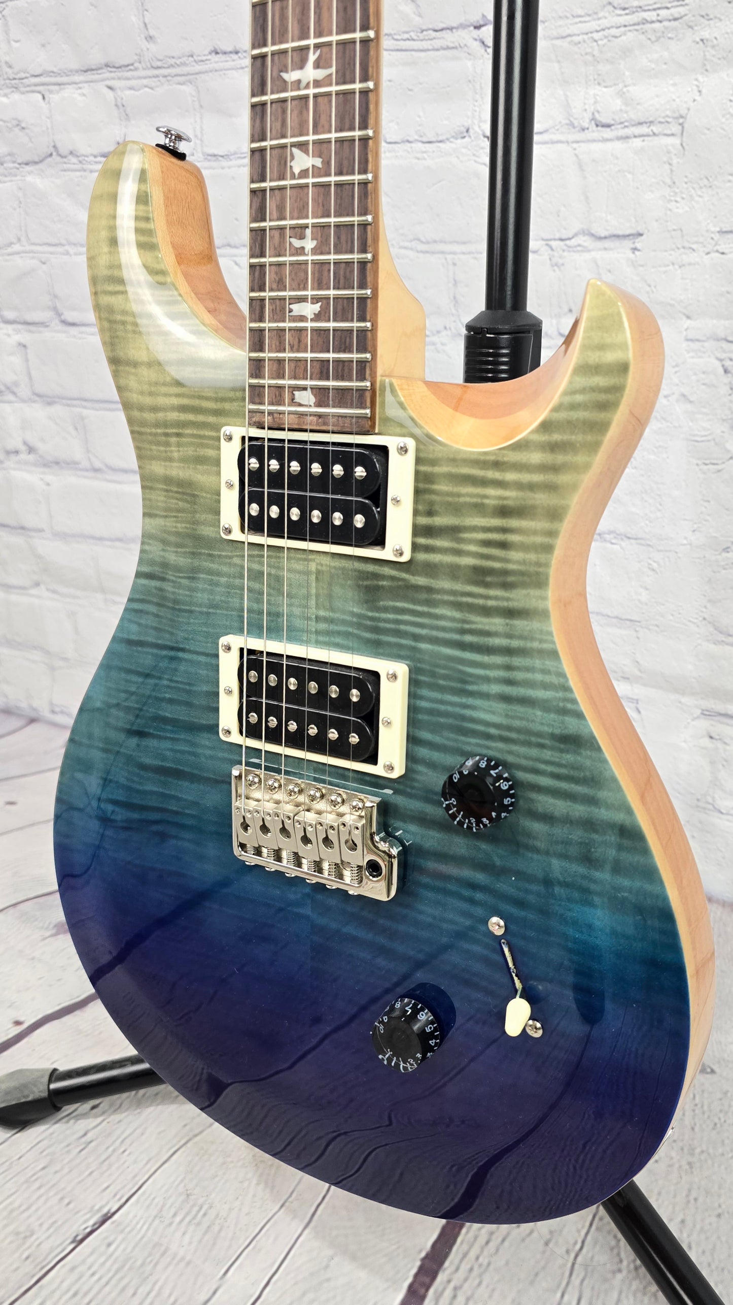 Paul Reed Smith PRS SE Custom 24 Limited 6 String Electric Guitar Blue Fade