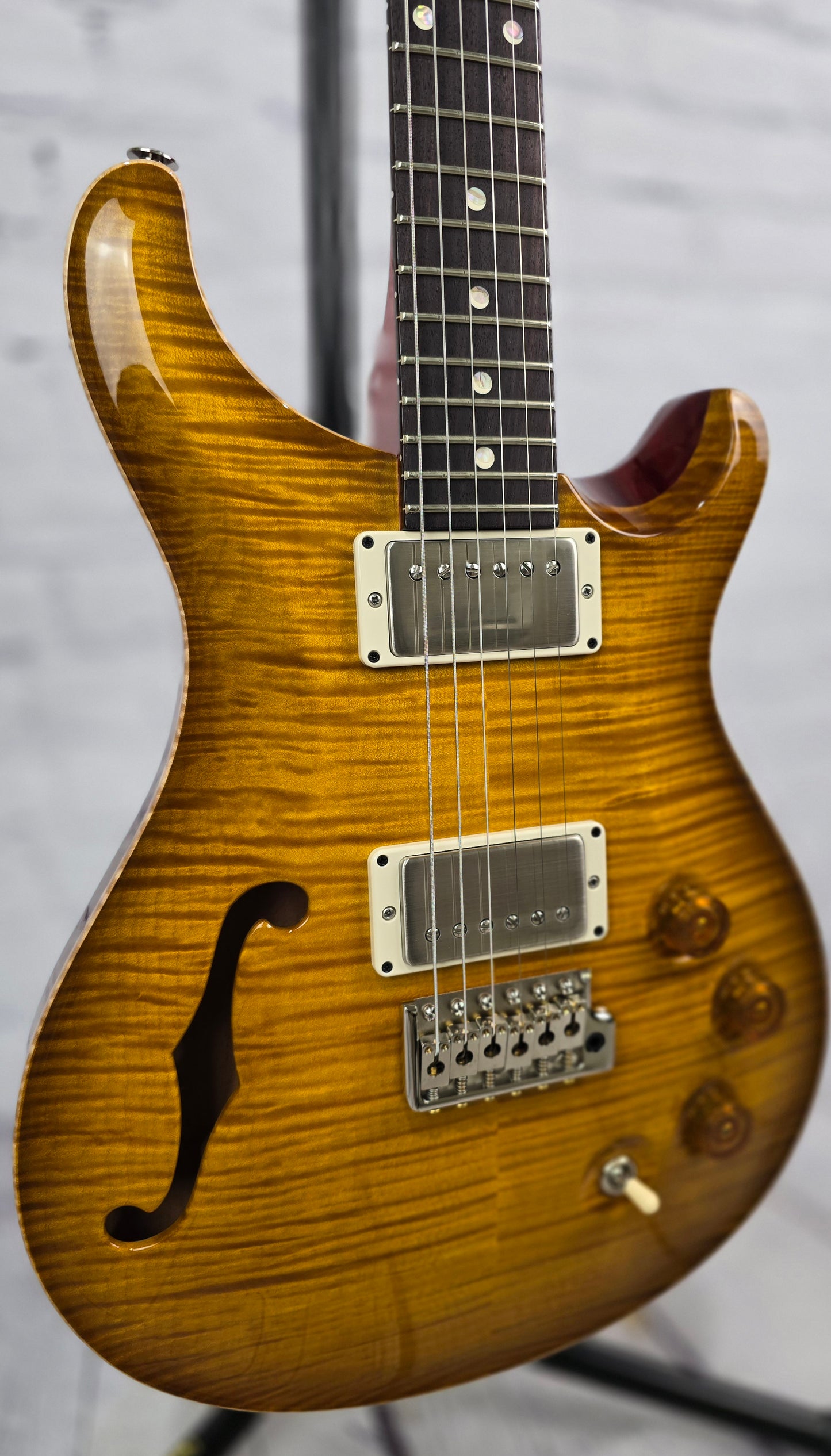 Paul Reed Smith PRS DGT Semi-Hollow Electric Guitar Limited Edition McCarty Sunburst