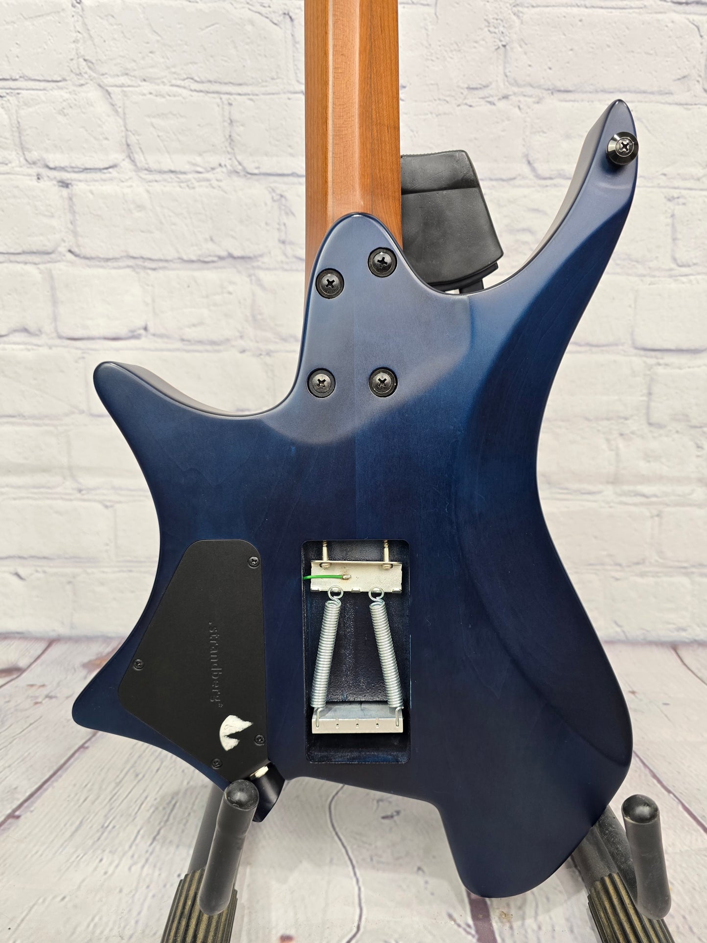USED Strandberg Boden Standard 6 Trem Flame Maple - Trans Blue