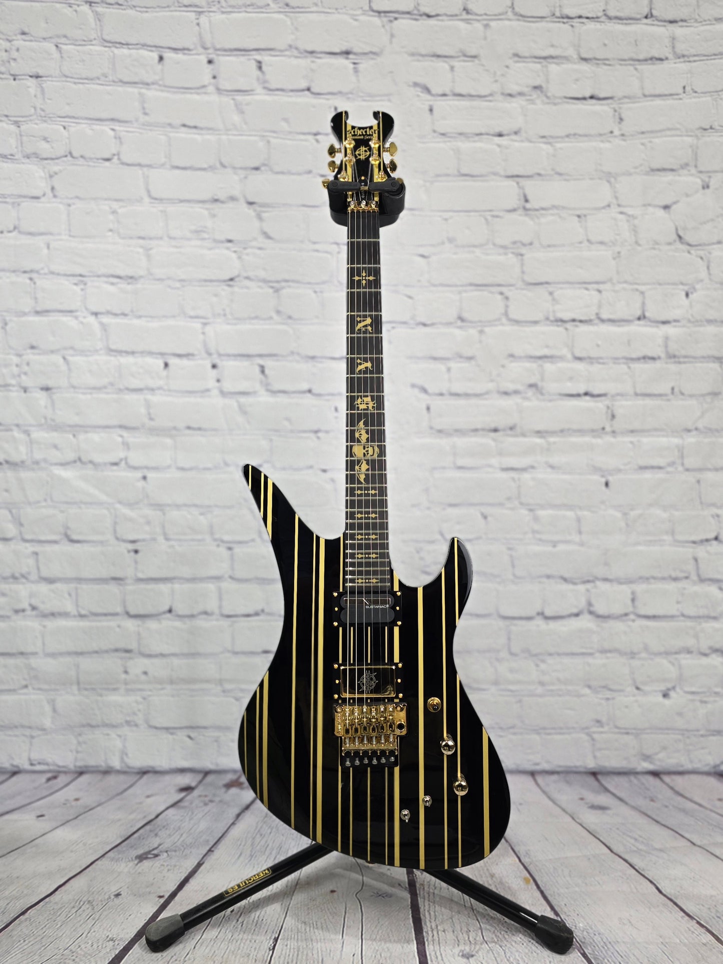 Schecter Artist Series Synyster Gates Custom 6 String Electric Guitar Black Gold 1742-SHC