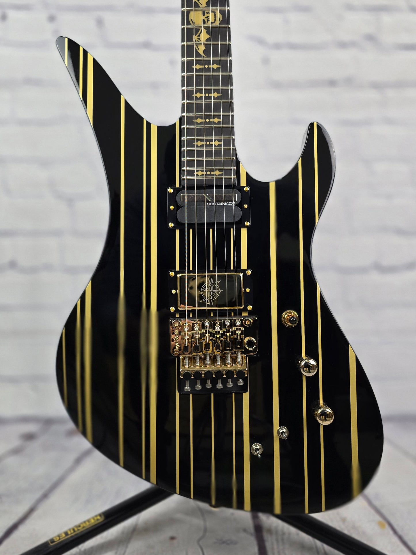 Schecter Artist Series Synyster Gates Custom 6 String Electric Guitar Black Gold 1742-SHC