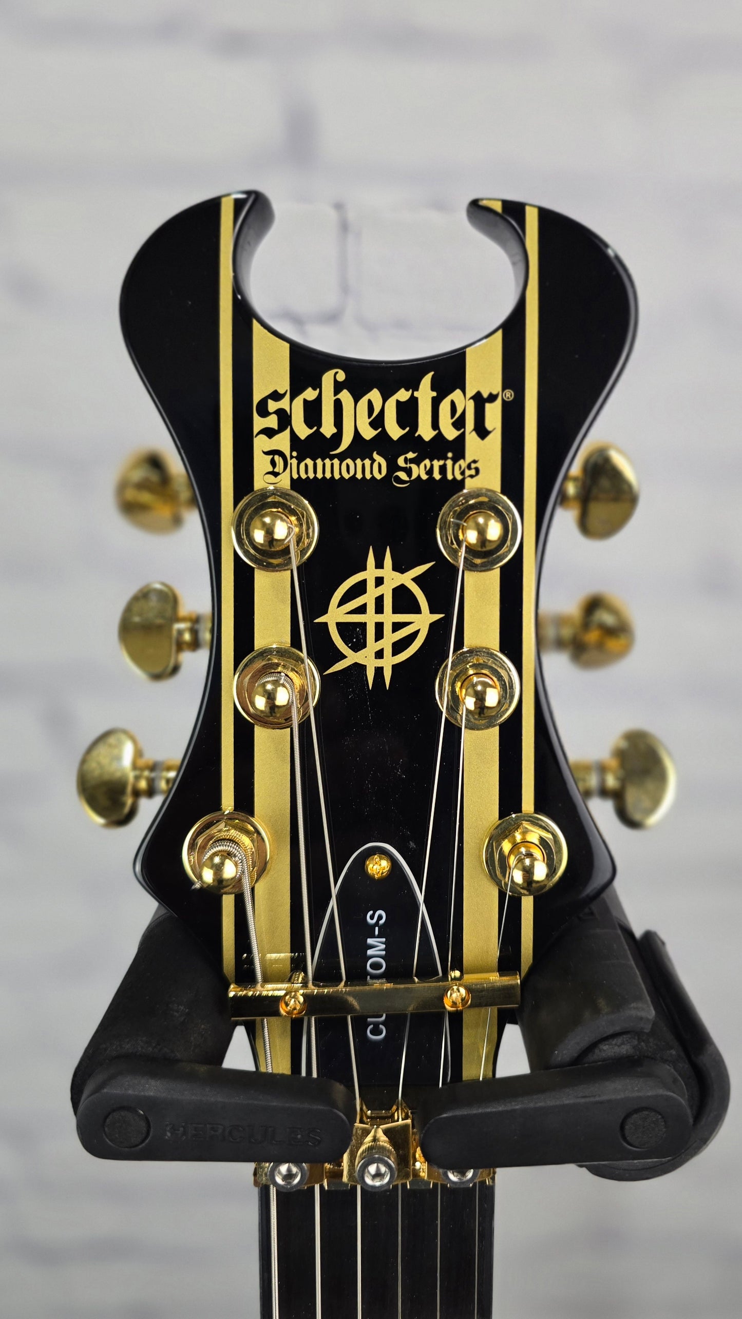 Schecter Artist Series Synyster Gates Custom 6 String Electric Guitar Black Gold 1742-SHC