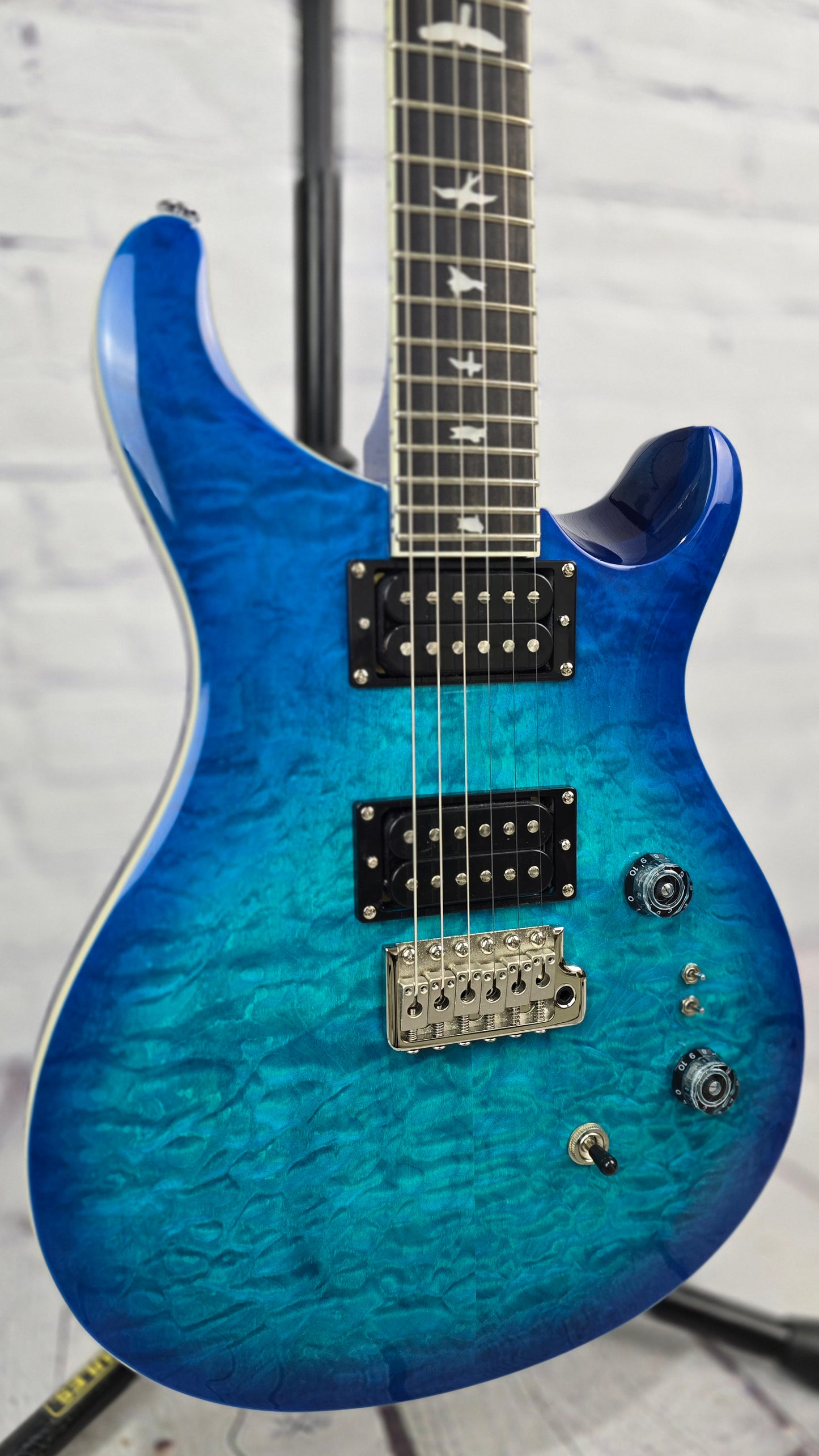 Paul Reed Smith PRS SE Custom 24-08 Quilt Electric Guitar Lake Blue