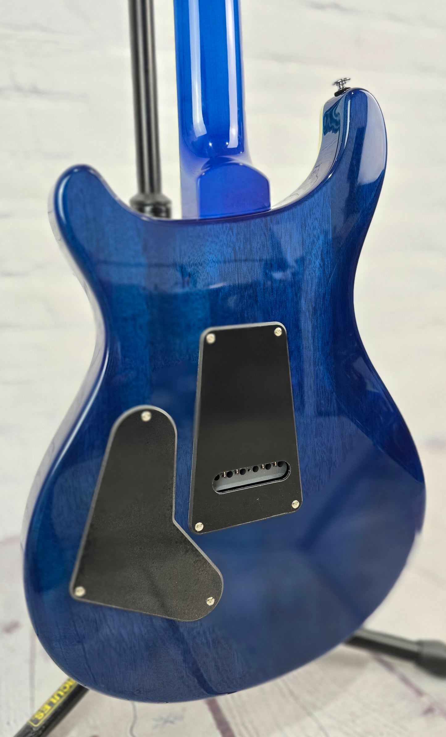 Paul Reed Smith PRS SE Custom 24-08 Quilt Electric Guitar Lake Blue