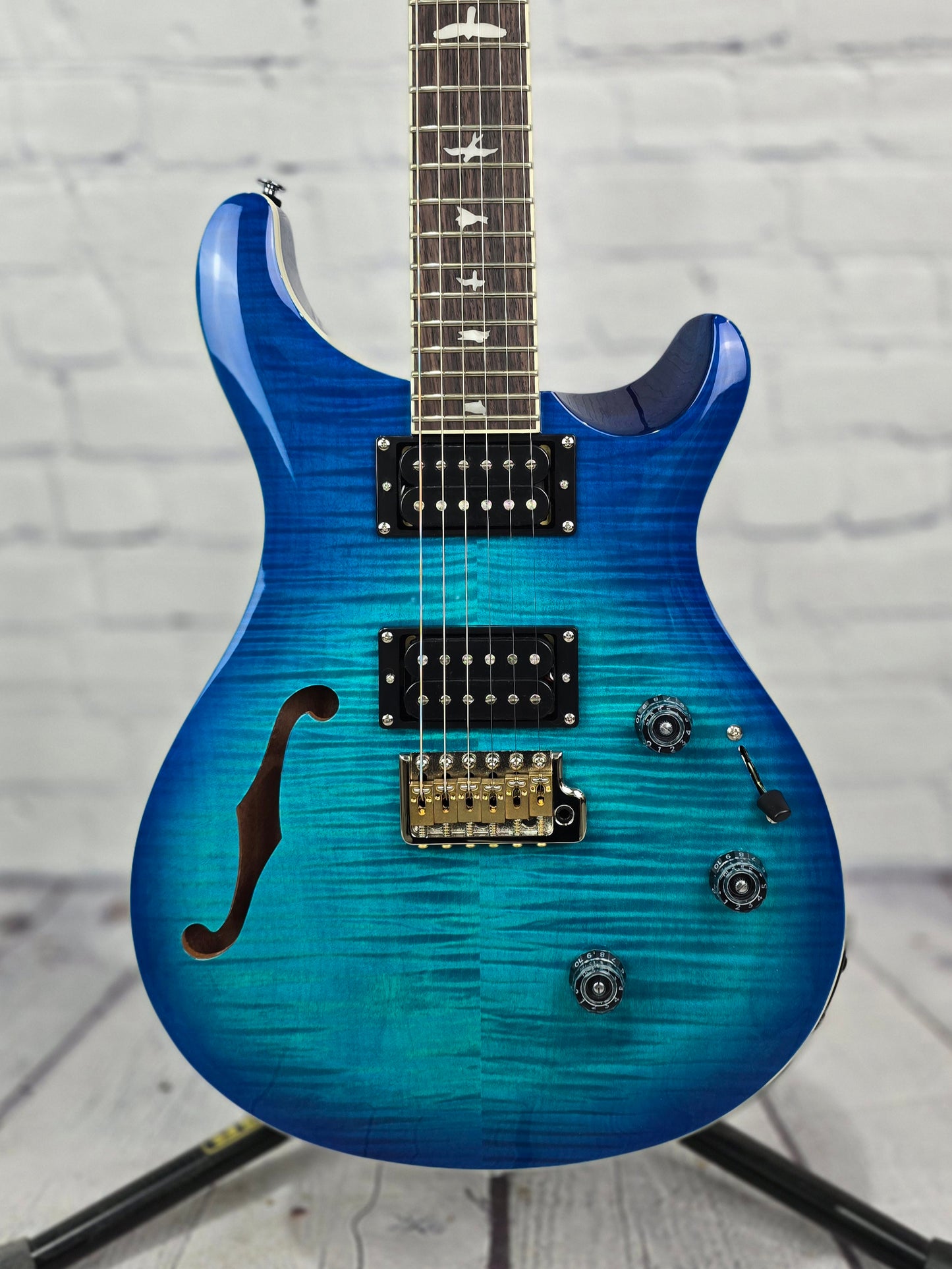 Paul Reed Smith PRS SE Custom 24 Semi-Hollow Piezo Electric Guitar Lake Blue