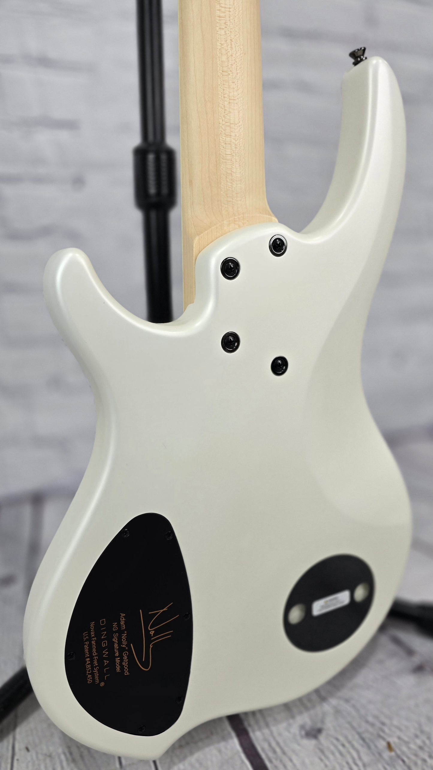 Dingwall NG3 Nolly 5 String Nolly Bass Guitar Ducati White