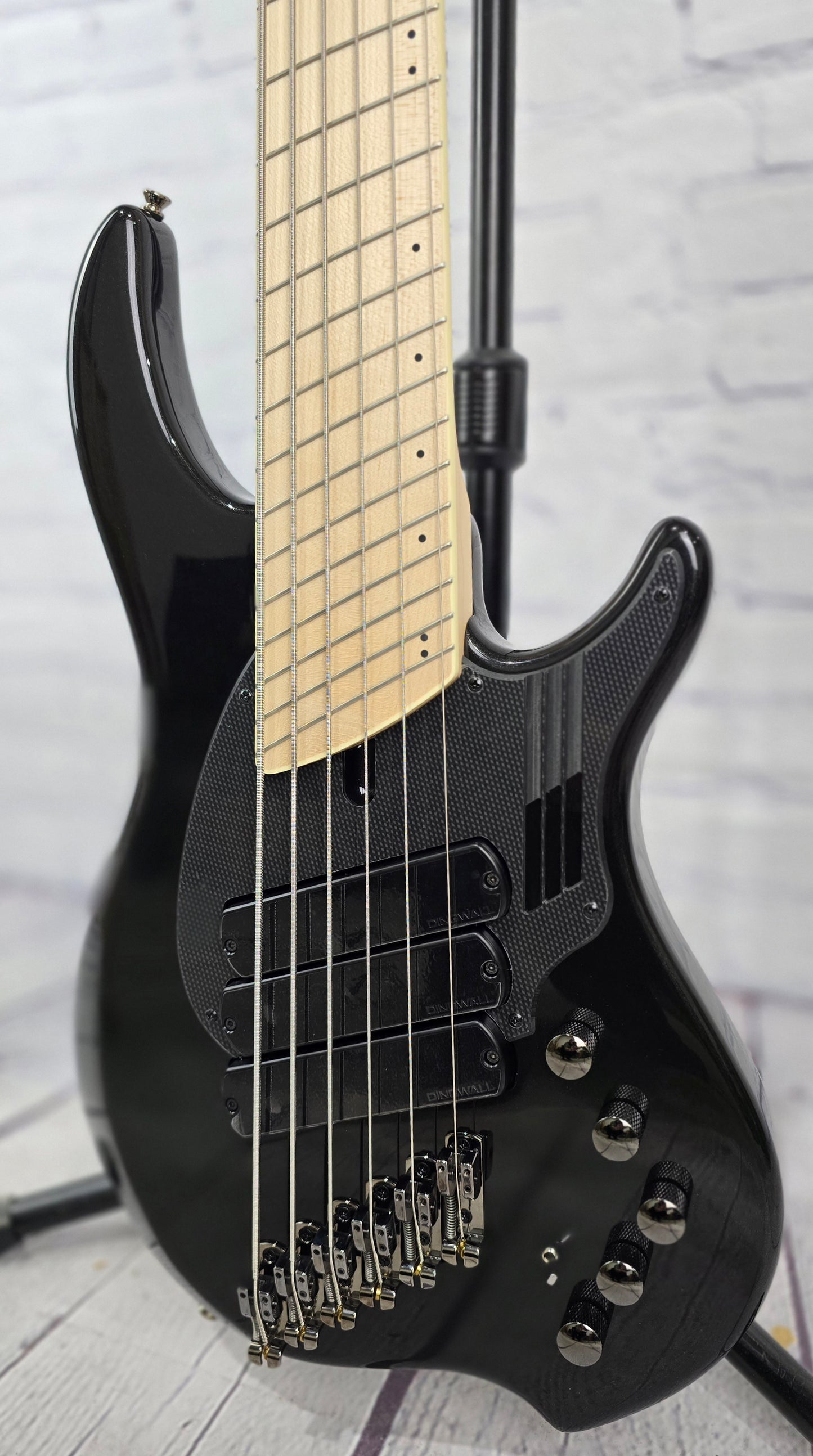 Dingwall NG3 6 String Nolly Bass Guitar Gloss Black Metallic