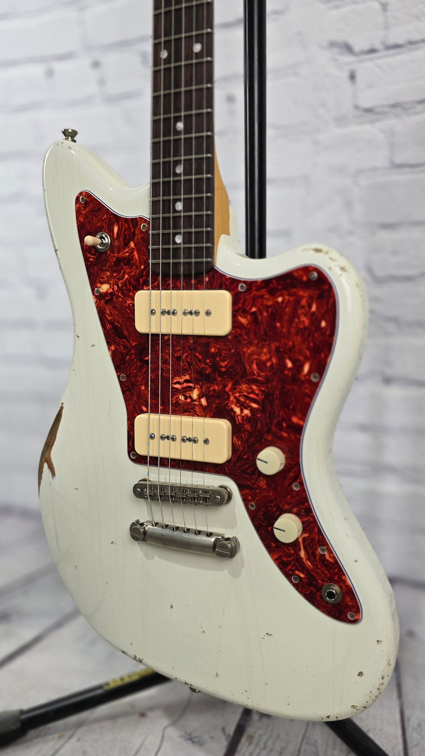 Fano Guitars JM6 Oltre 6 String Electric Guitar Lollar P90 Olympic White Medium Distress