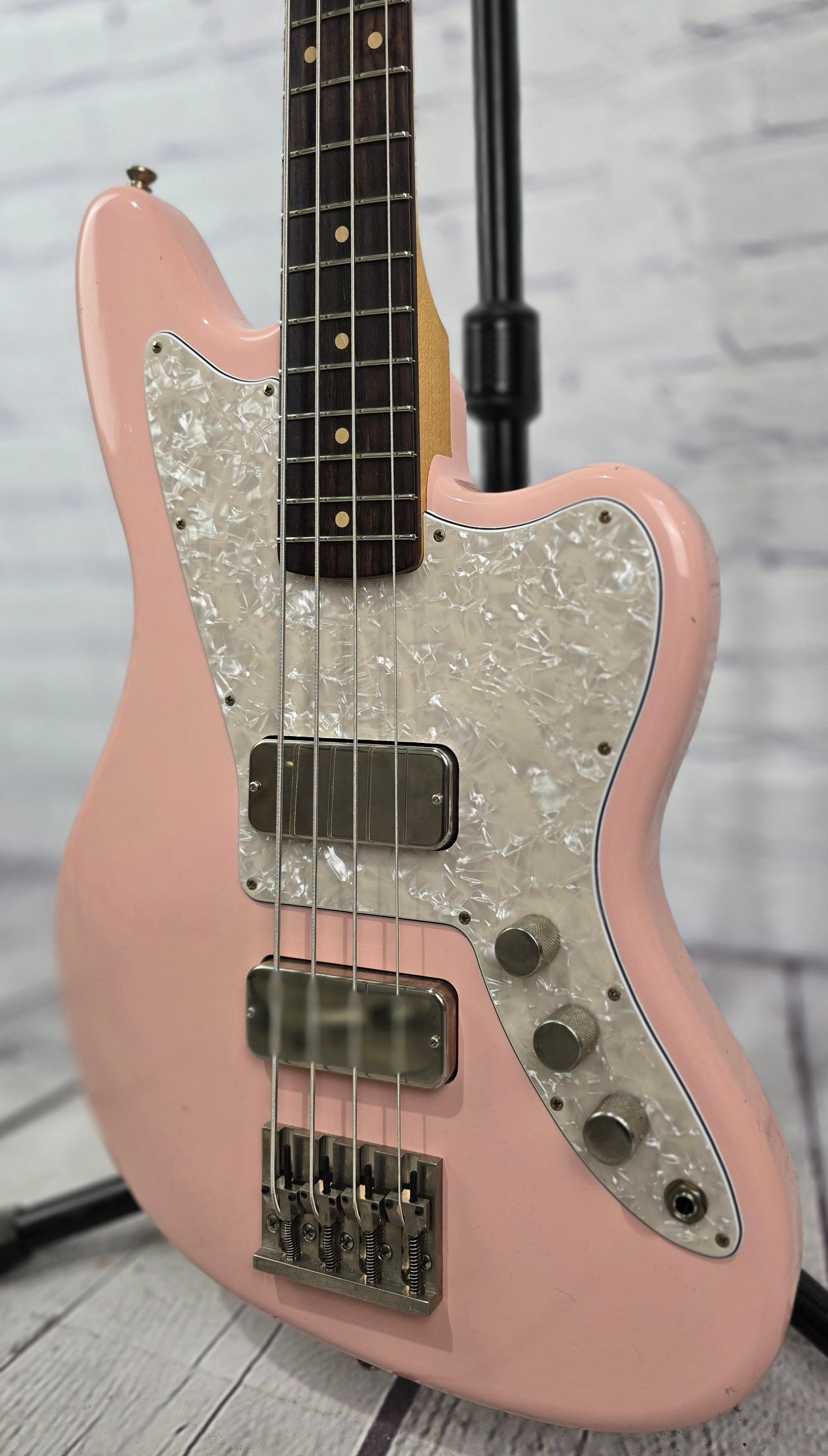 Fano Guitars JM4 Oltre 4 String Bass Guitar Shell Pink Light Distress