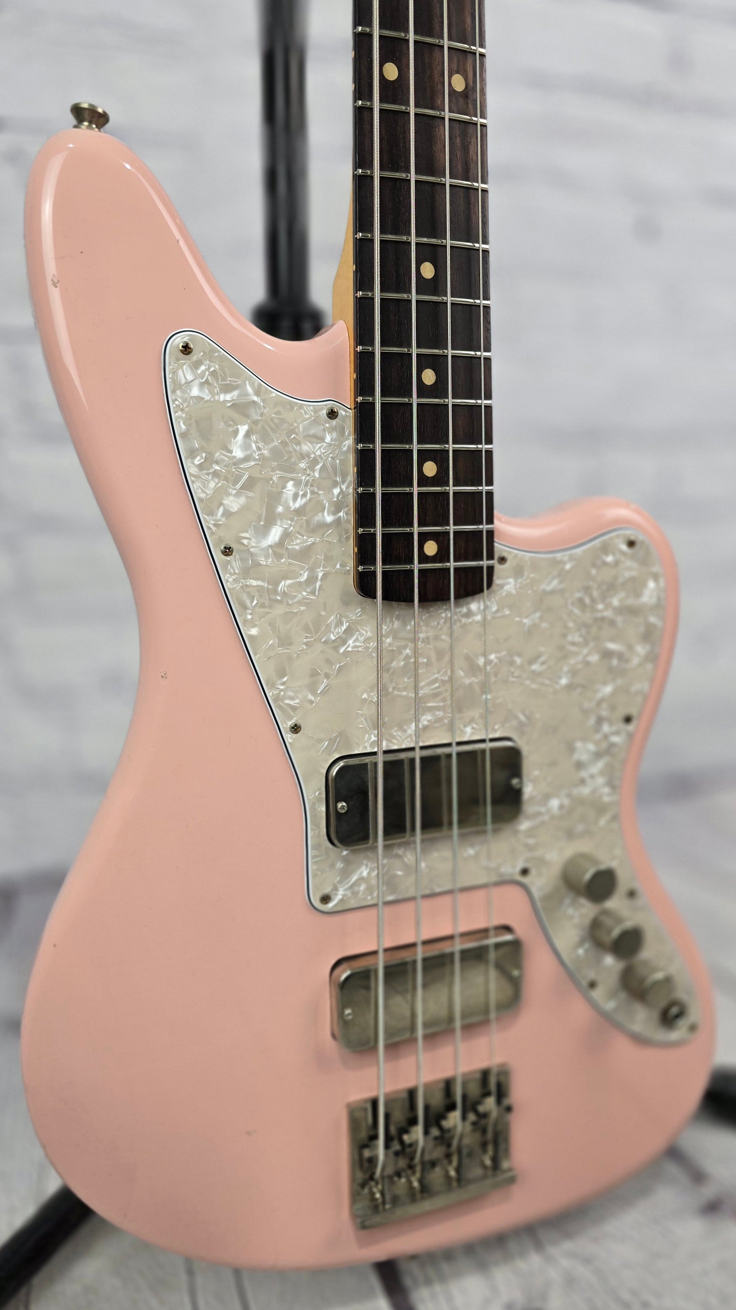 Fano Guitars JM4 Oltre 4 String Bass Guitar Shell Pink Light Distress