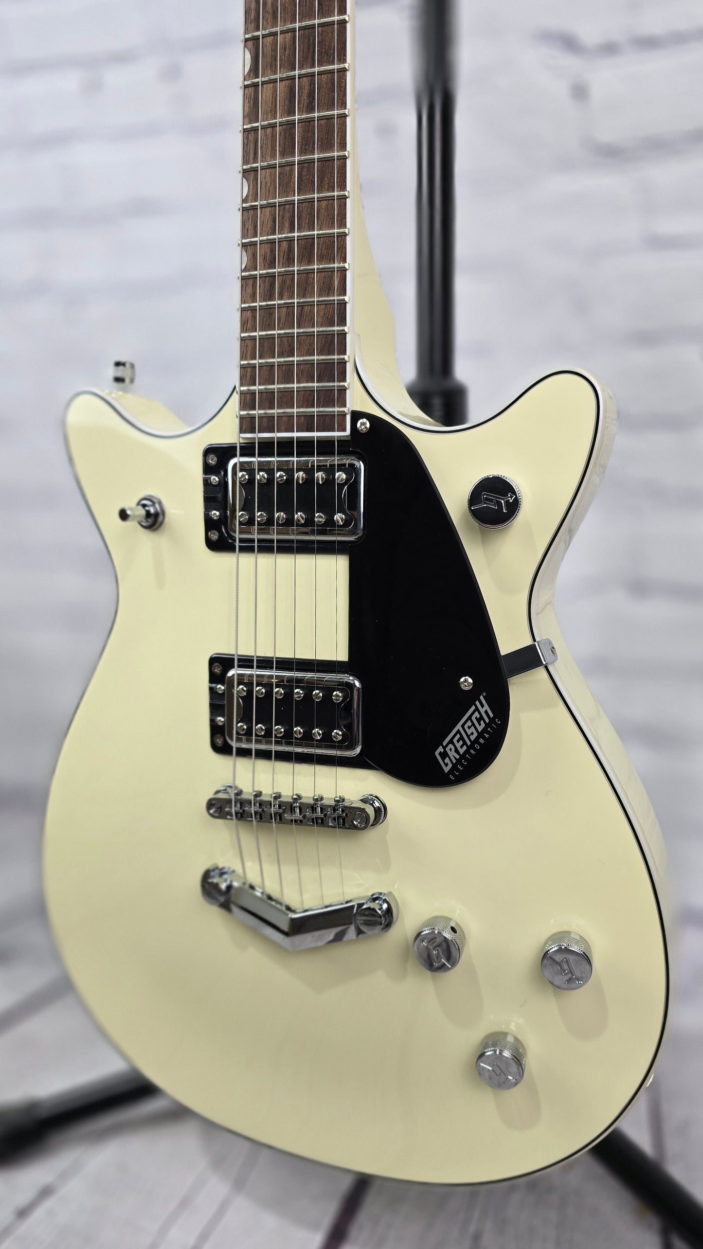 USED Gretsch G5222 Electromatic Double Jet BT V-Stoptail Electric Guitar Vintage White