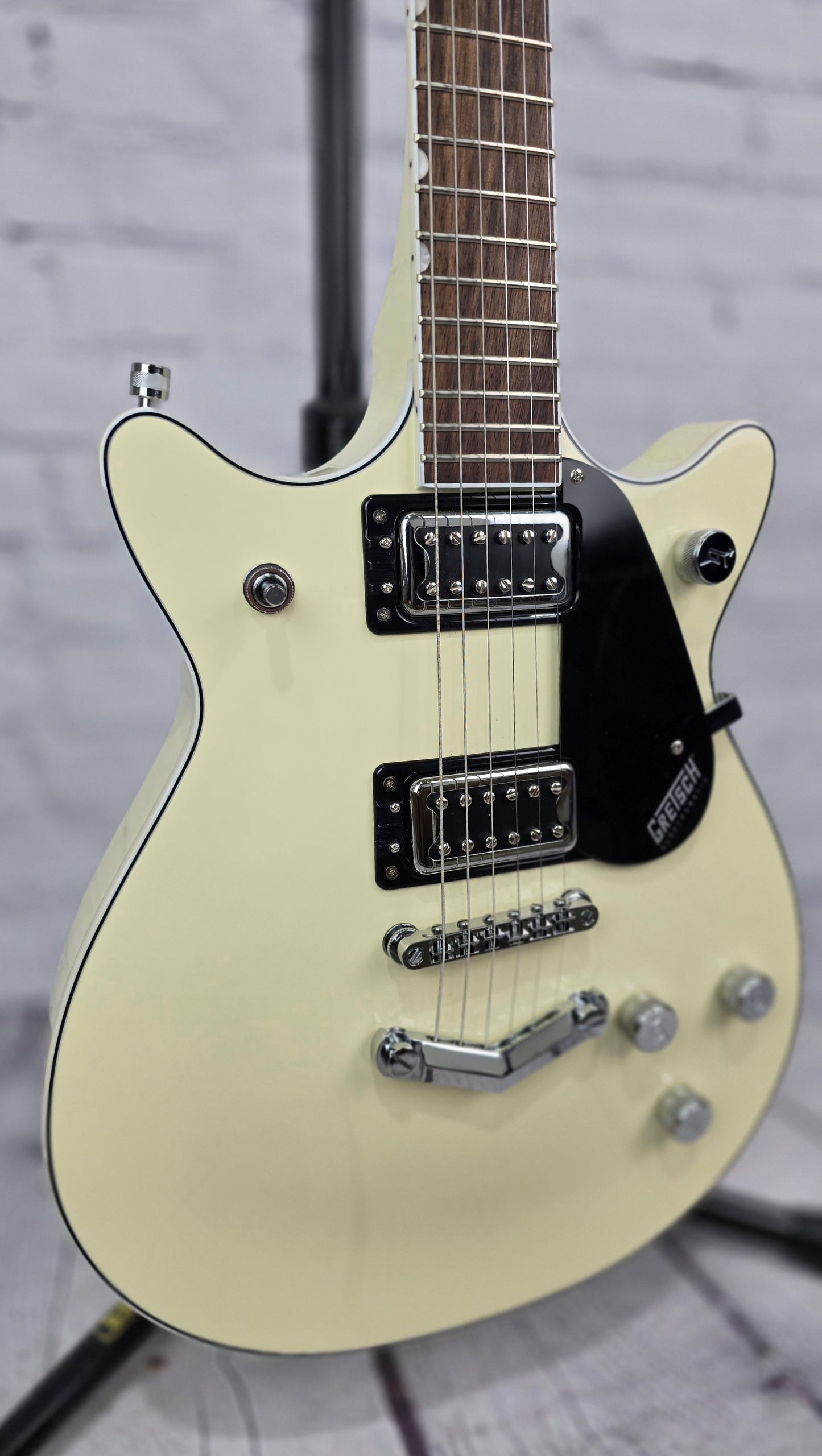 USED Gretsch G5222 Electromatic Double Jet BT V-Stoptail Electric Guitar Vintage White