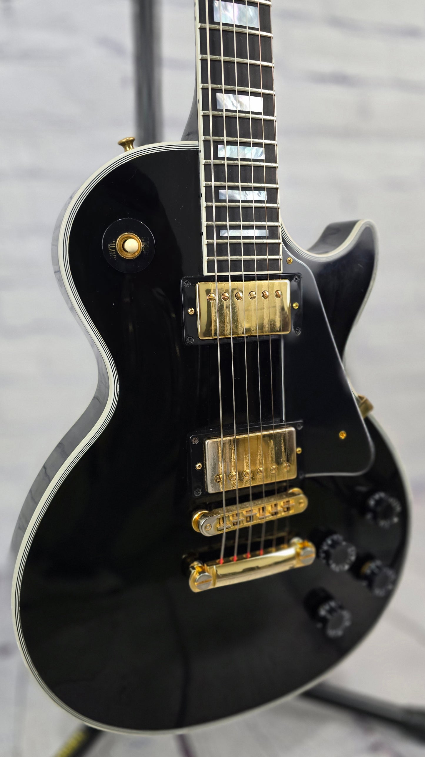 USED Gibson Custom Shop Les Paul Custom Electric Guitar Ebony