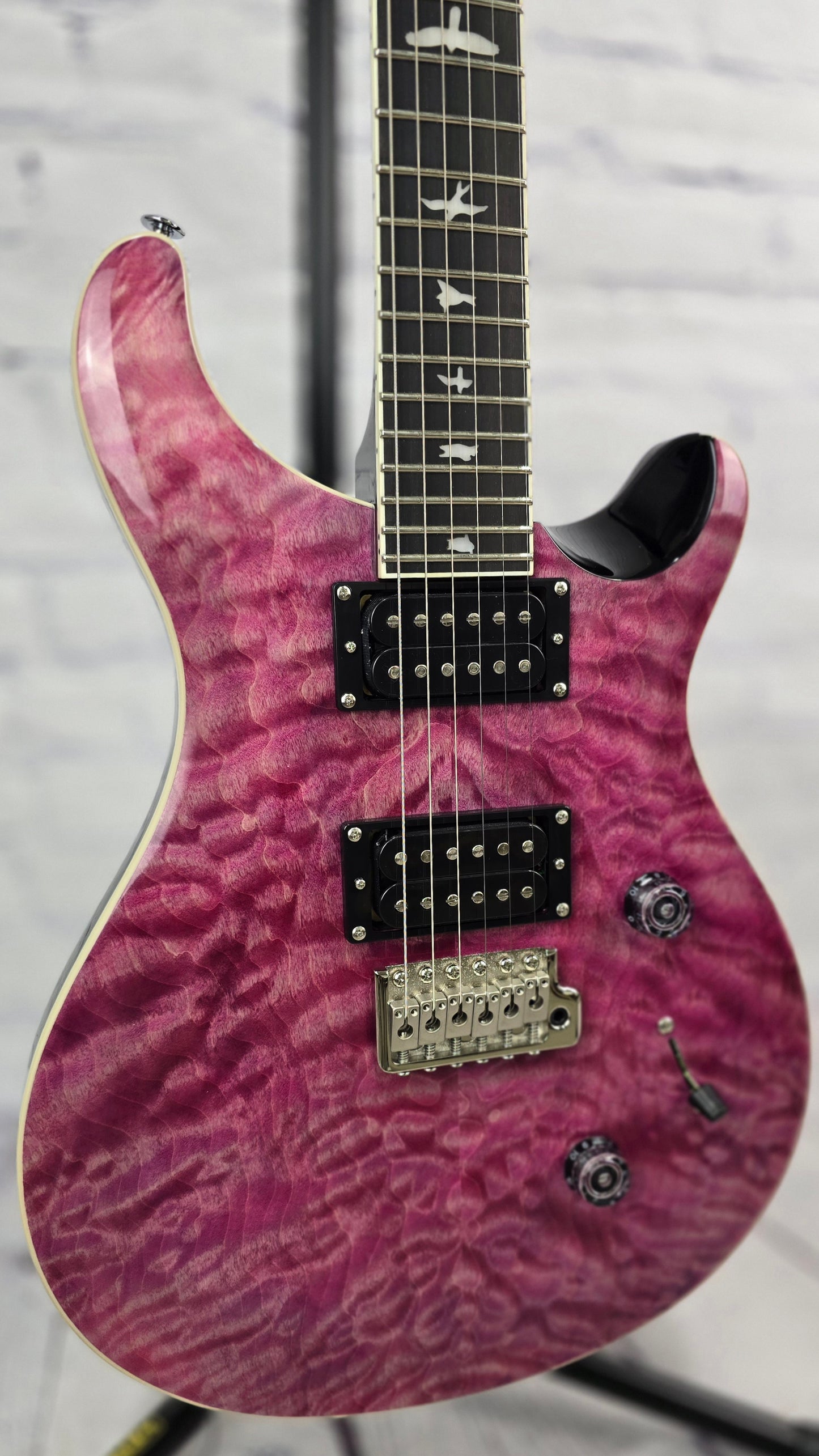 Paul Reed Smith PRS SE Custom 24 Quilt Electric Guitar Violet