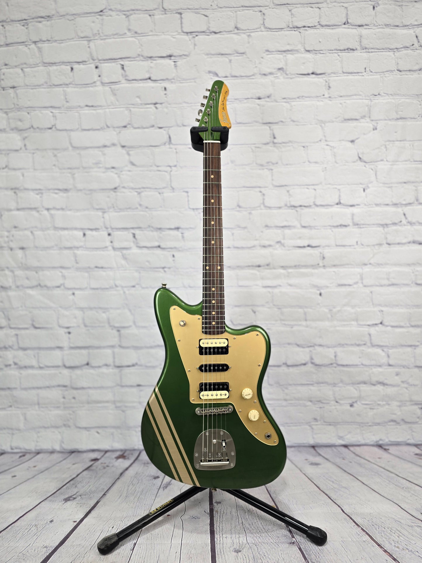 Fano Guitars JM6 Alt De Facto HSH Electric Guitar Cadillac Green w/Racing Stripes & Descendant Vibrato Light Aging