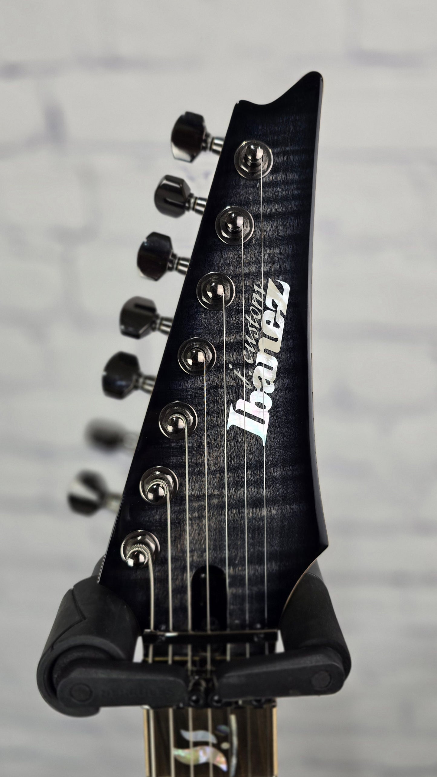 Ibanez J Custom RG8527 BRE 7 String Electric Guitar Black Rutile