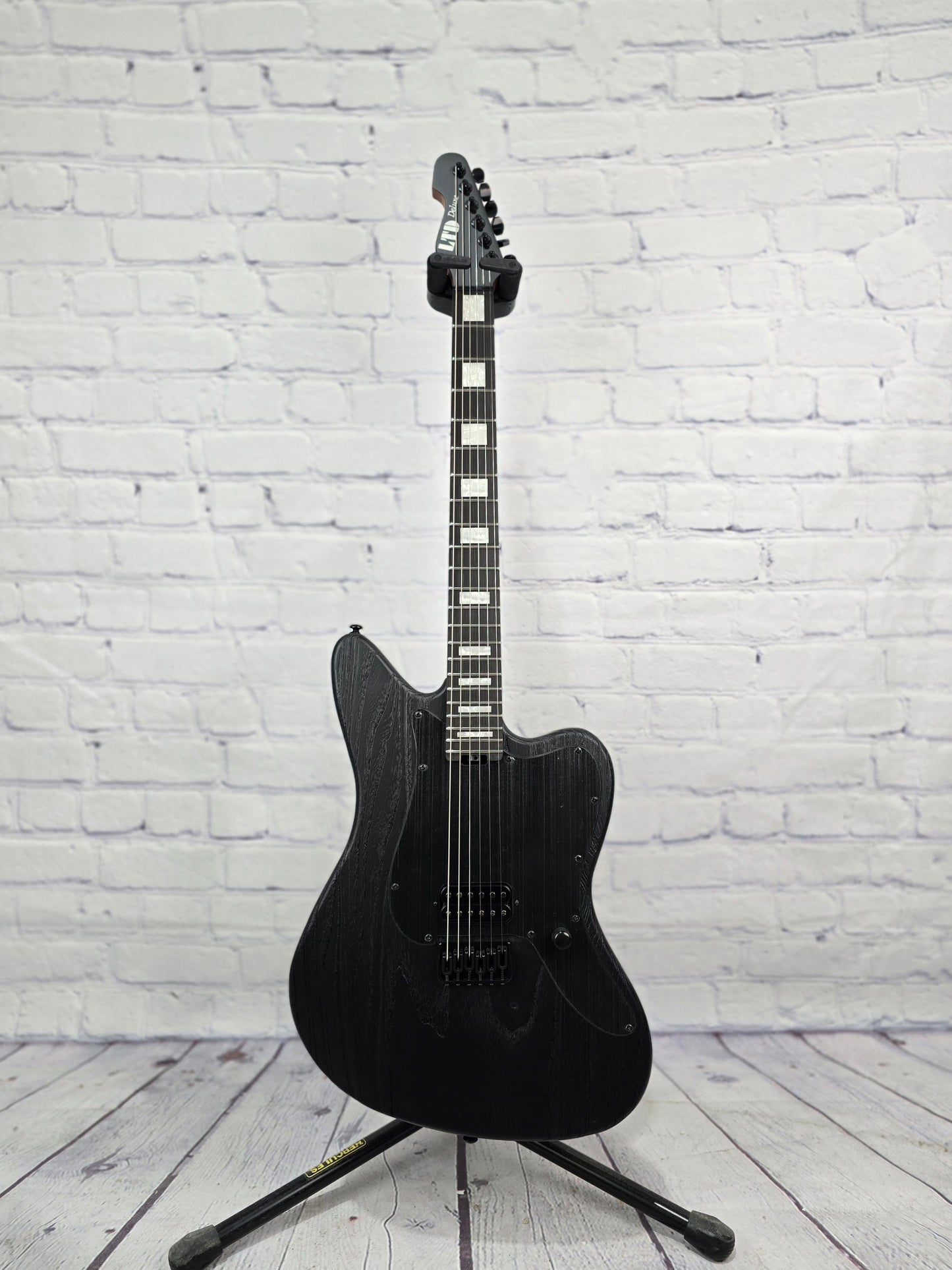 ESP LTD XJ-1 HT 6 String Electric Guitar Black Blast