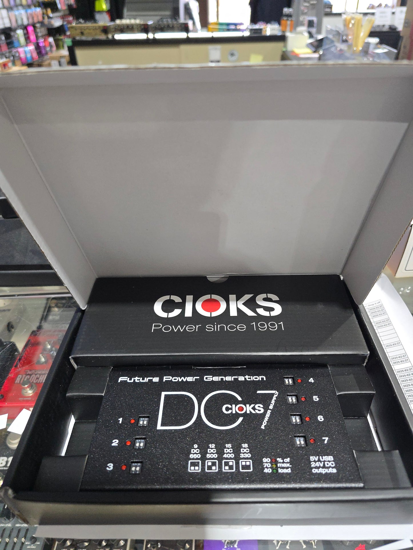 USED Cioks DC7 Pedal Power Supply Black