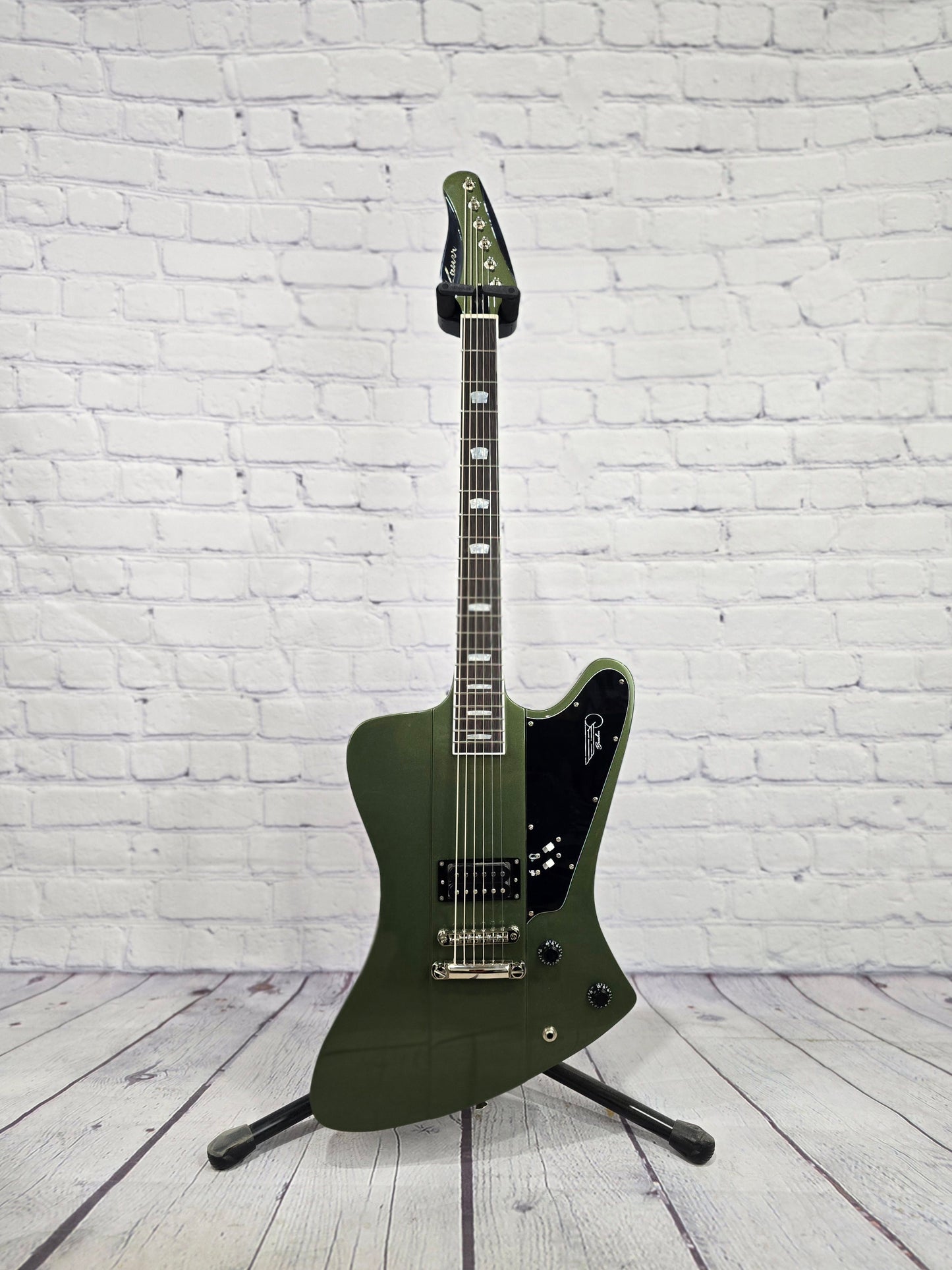 Kauer Guitars Banshee 6 String 27" Baritone Electric Guitar Olive Green