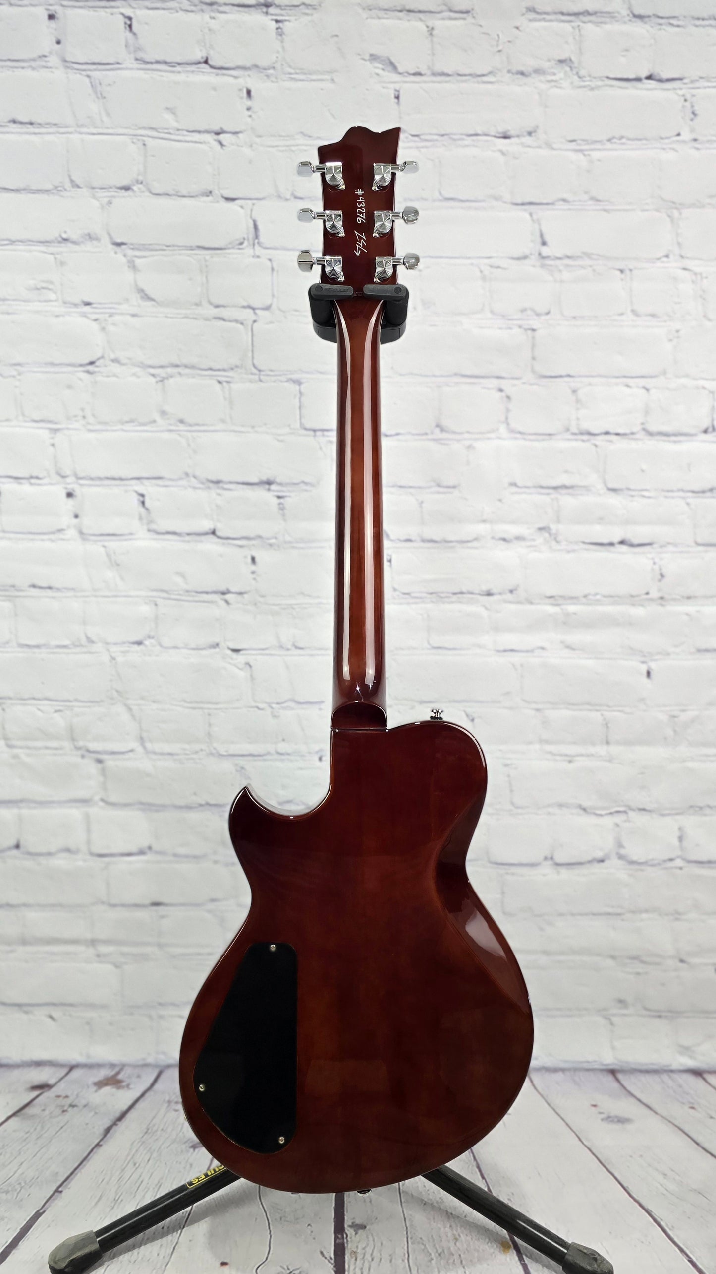 USED Reverend Roundhouse II 6 String Electric Guitar Italian Purple