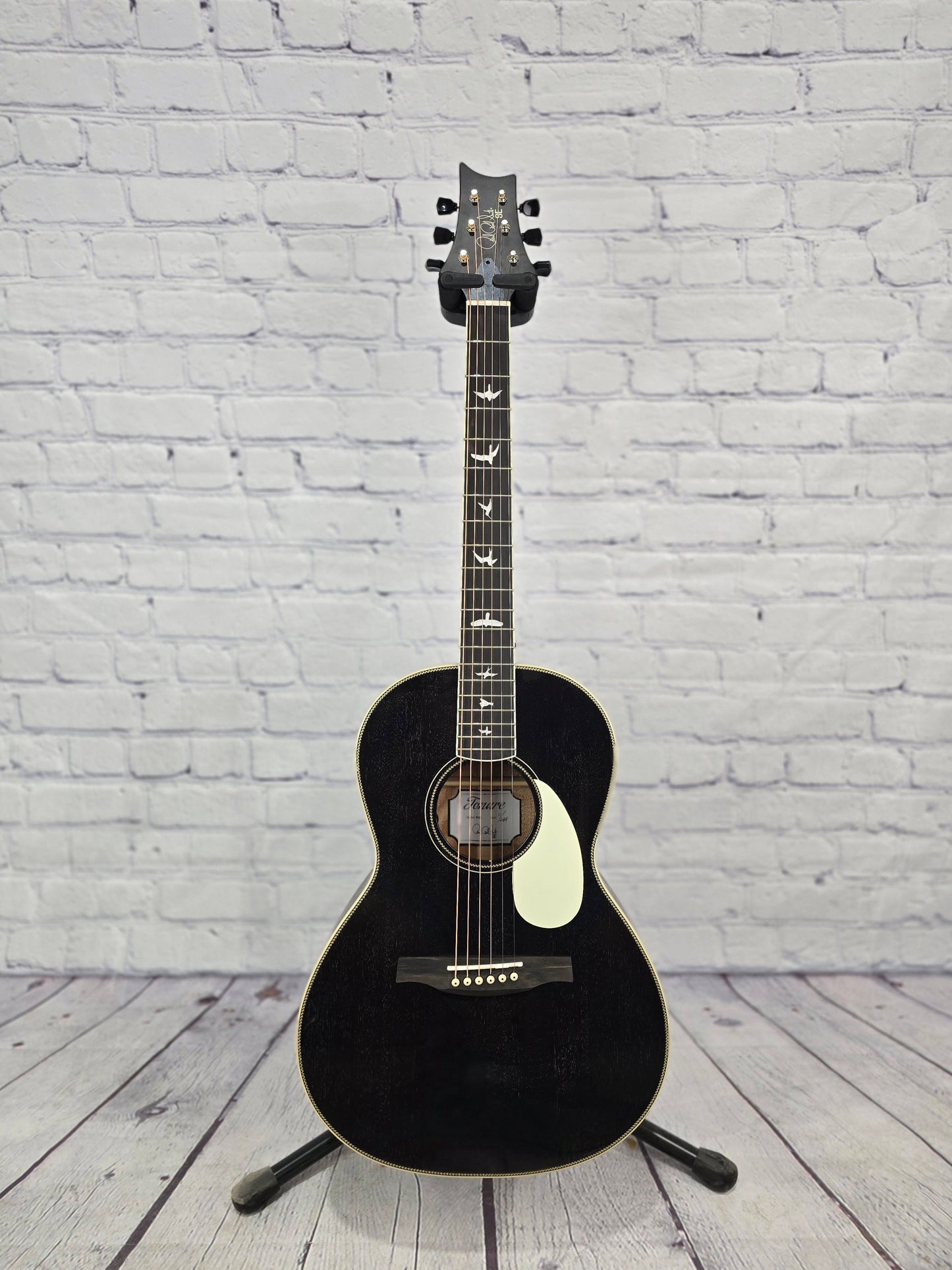 Paul Reed Smith PRS P20E Parlor Acoustic Electric Guitar Dog Hair