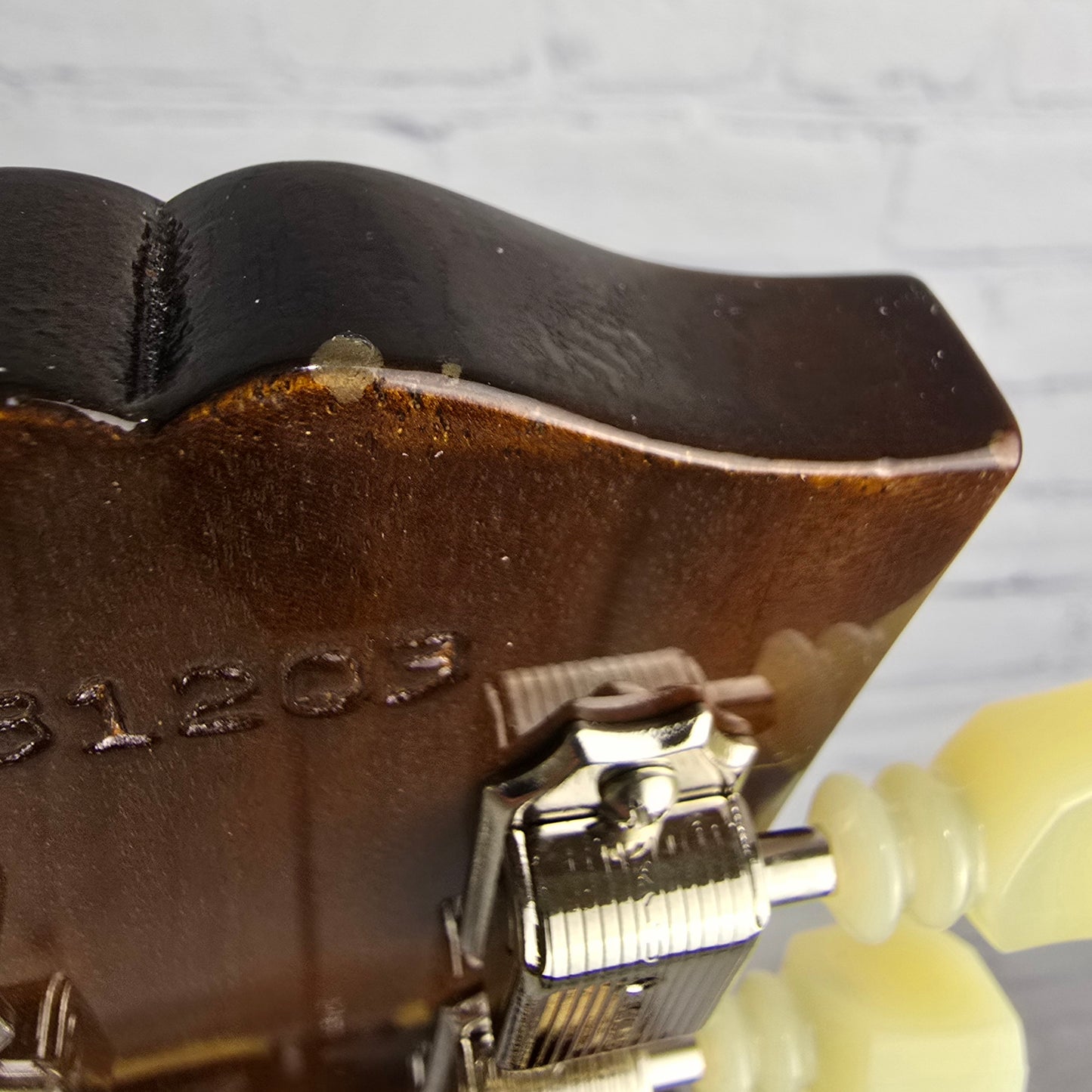 USED Gibson Custom Shop ES-335 '64 Reissue Electric Guitar Gloss Vintage Burst (V.O.S.)