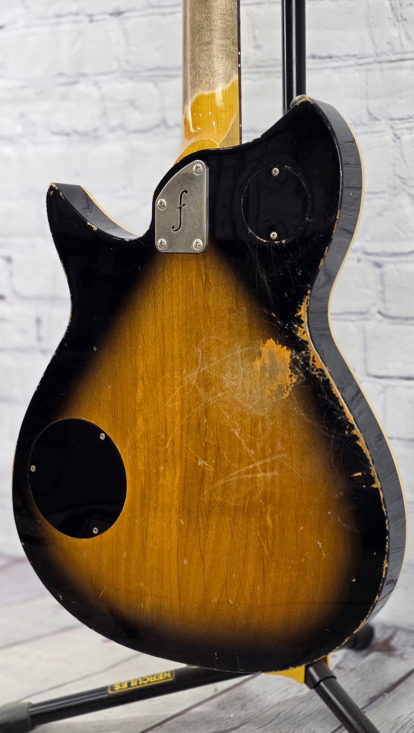 Fano Guitar RB6T Thinline Alt De Facto 6 String Electric Guitar 2 Tone Sunburst