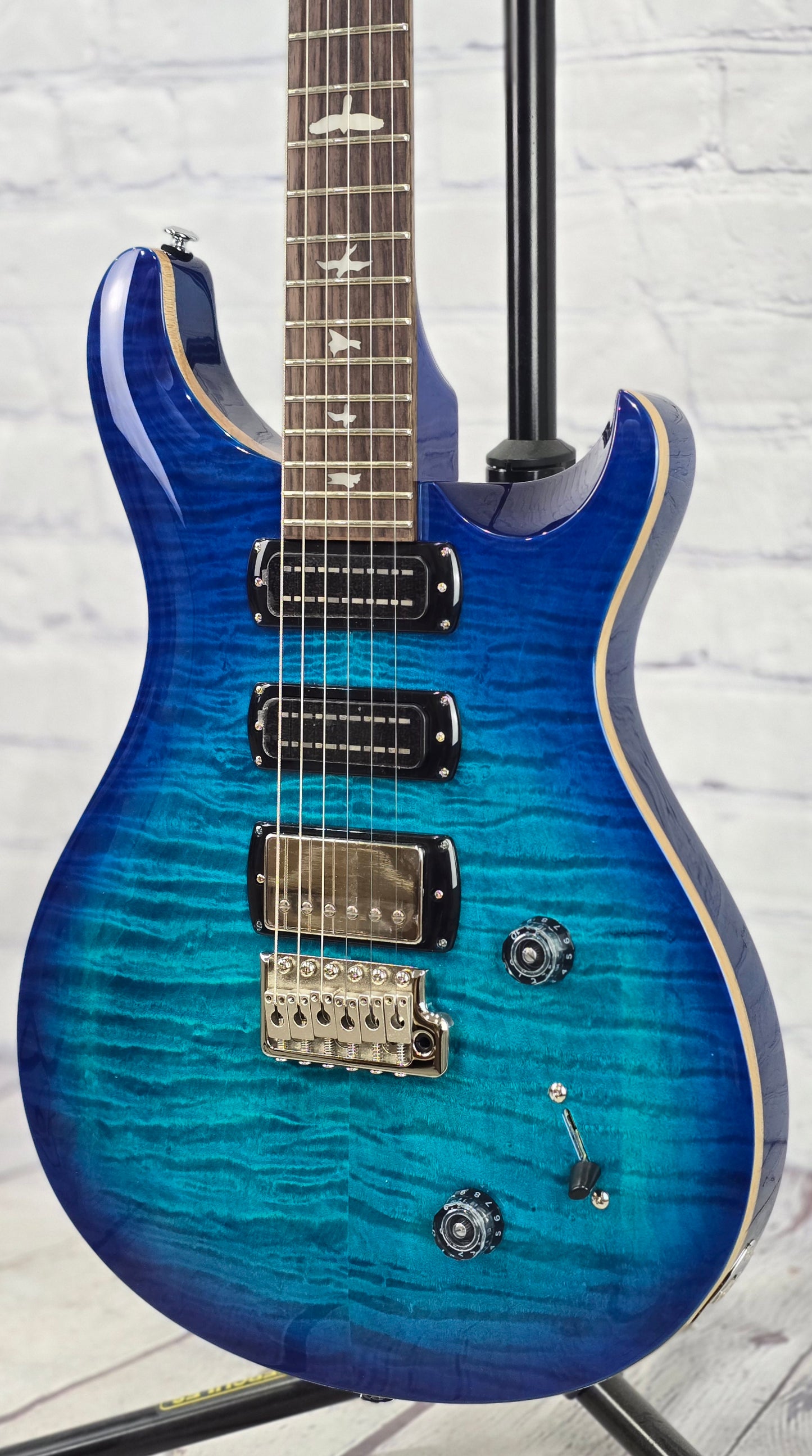 Paul Reed Smith PRS Guitars SE Studio 6 String Electric Guitar Lake Blue