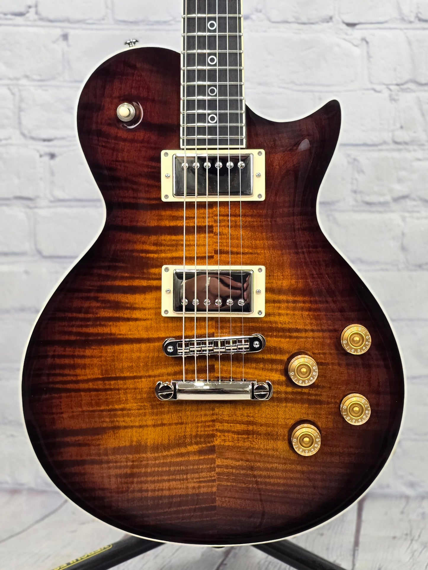 Prestige Guitars Master Built Elite 6 String Electric Guitar Tiger Eye Burst