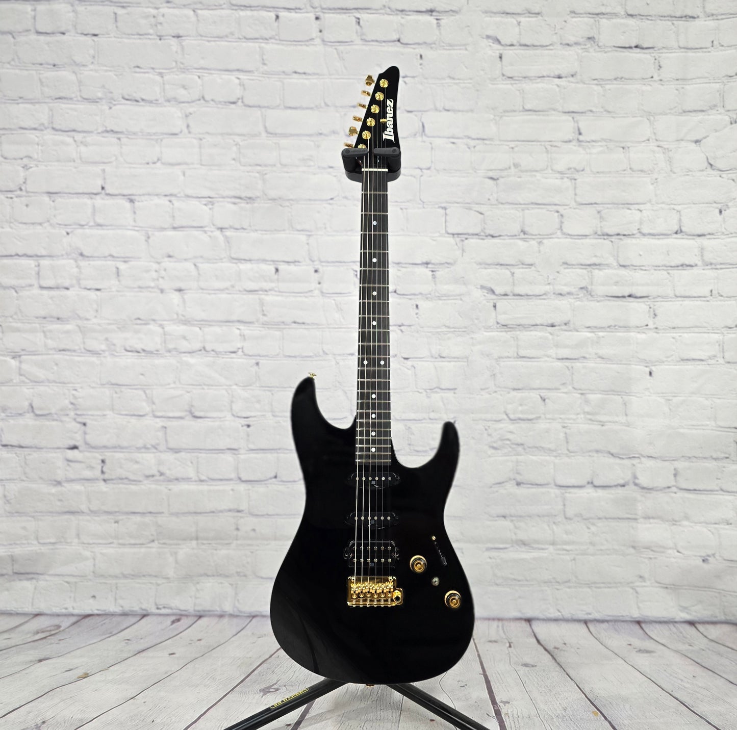 Ibanez Premium AZ26P1 BK HSS 6 String Electric Guitar Gloss Black