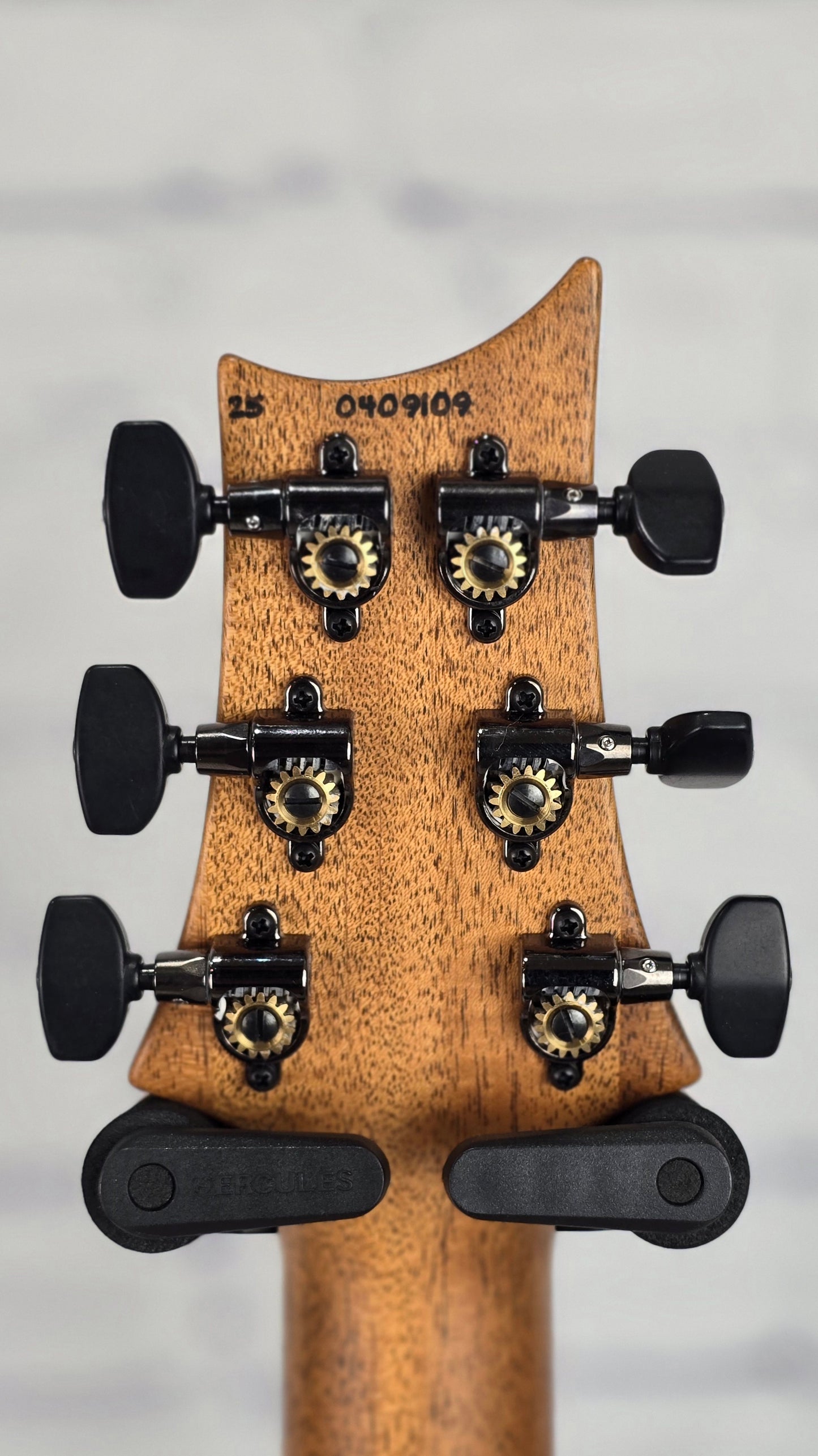 Paul Reed Smith PRS Guitars Custom 24 Satin 40th Anniversary Electric Guitar Limited Edition Faded Whale Blue Smokeburst Natural Back