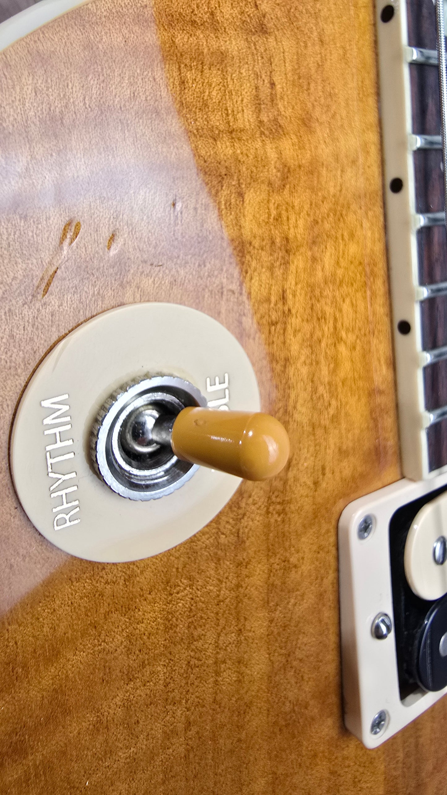 USED Gibson Les Paul Slash AFD 6 String Electric Guitar Appetite Burst