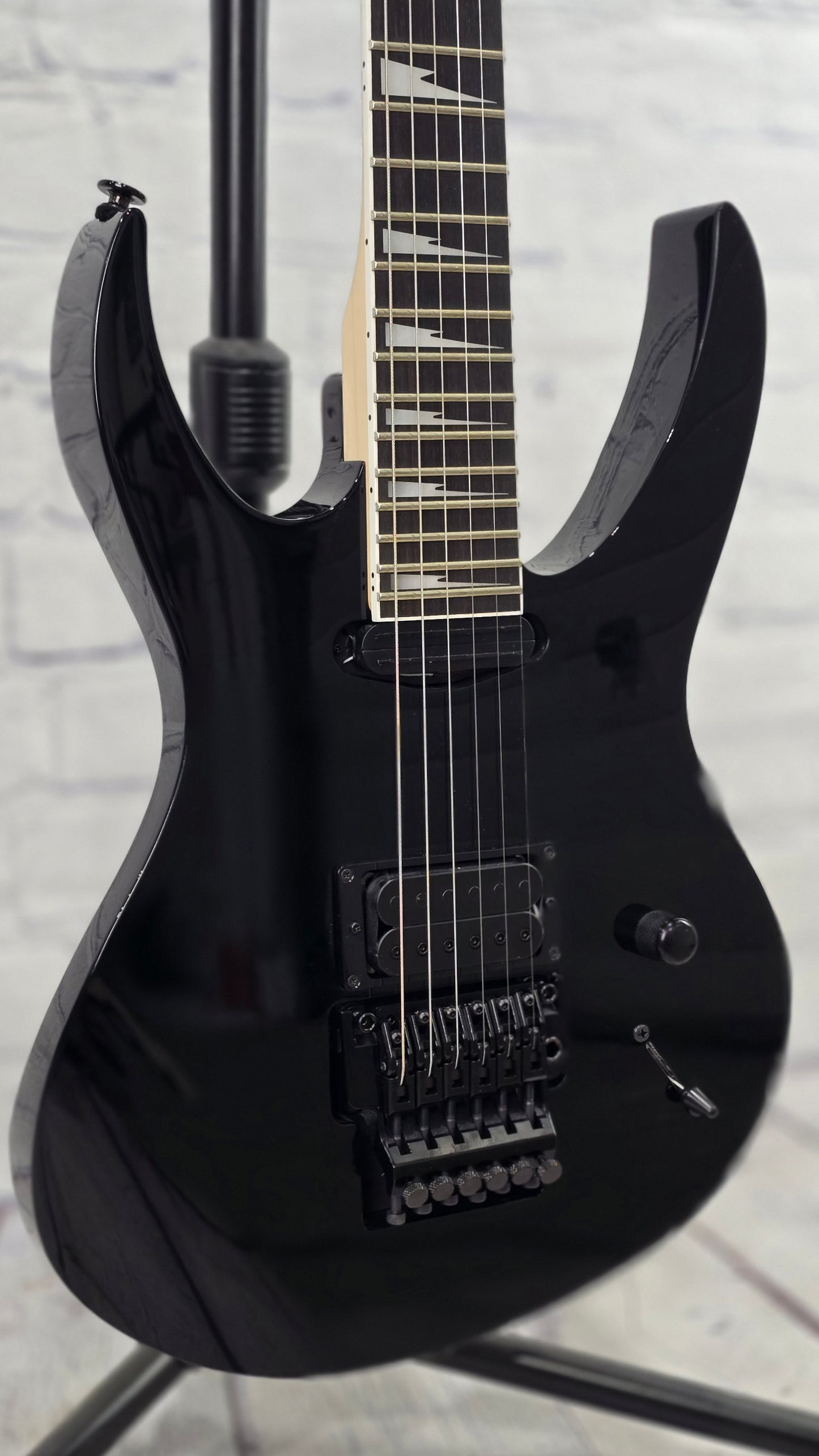 Ibanez Genesis 540PIII BK 6 String Electric Guitar Gloss Black