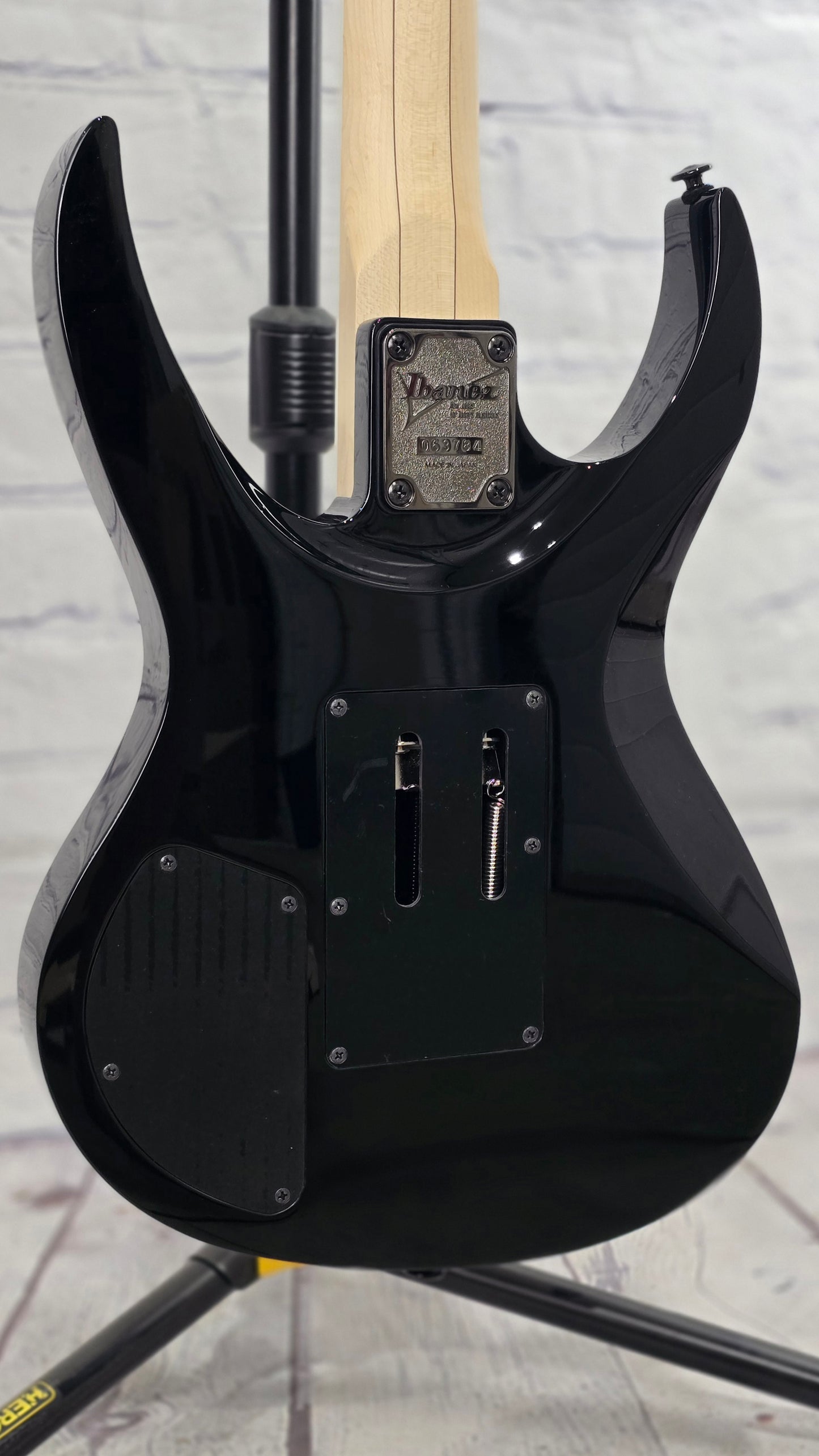Ibanez Genesis 540PIII BK 6 String Electric Guitar Gloss Black