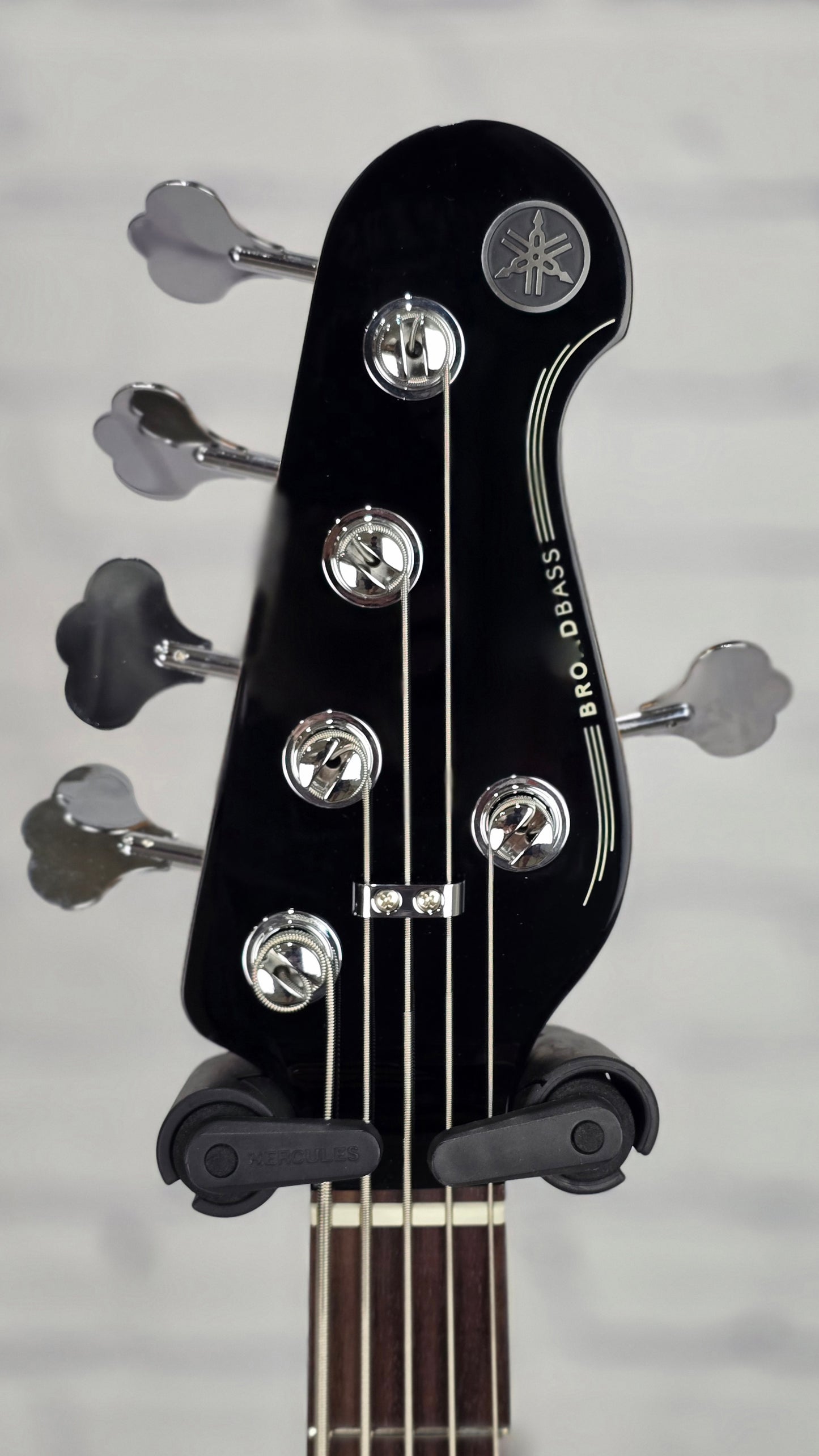 Yamaha BBP35II VW Professional 5 String Bass Guitar Vintage White Japan