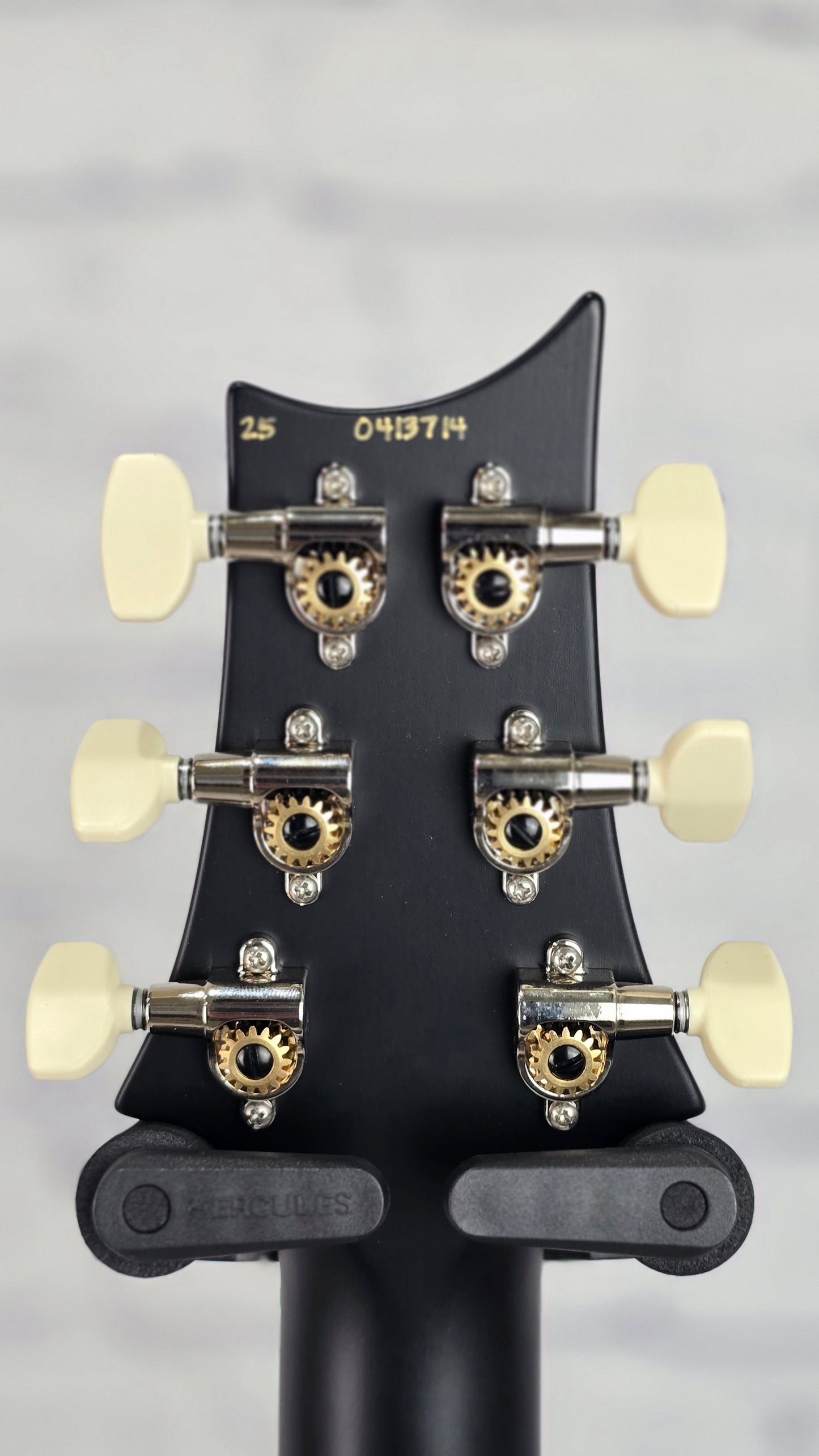 Paul Reed Smith PRS Guitars Swamp Ash Special Electric Guitar Sprayer's Choice Silver Fuscia Fade Crackle