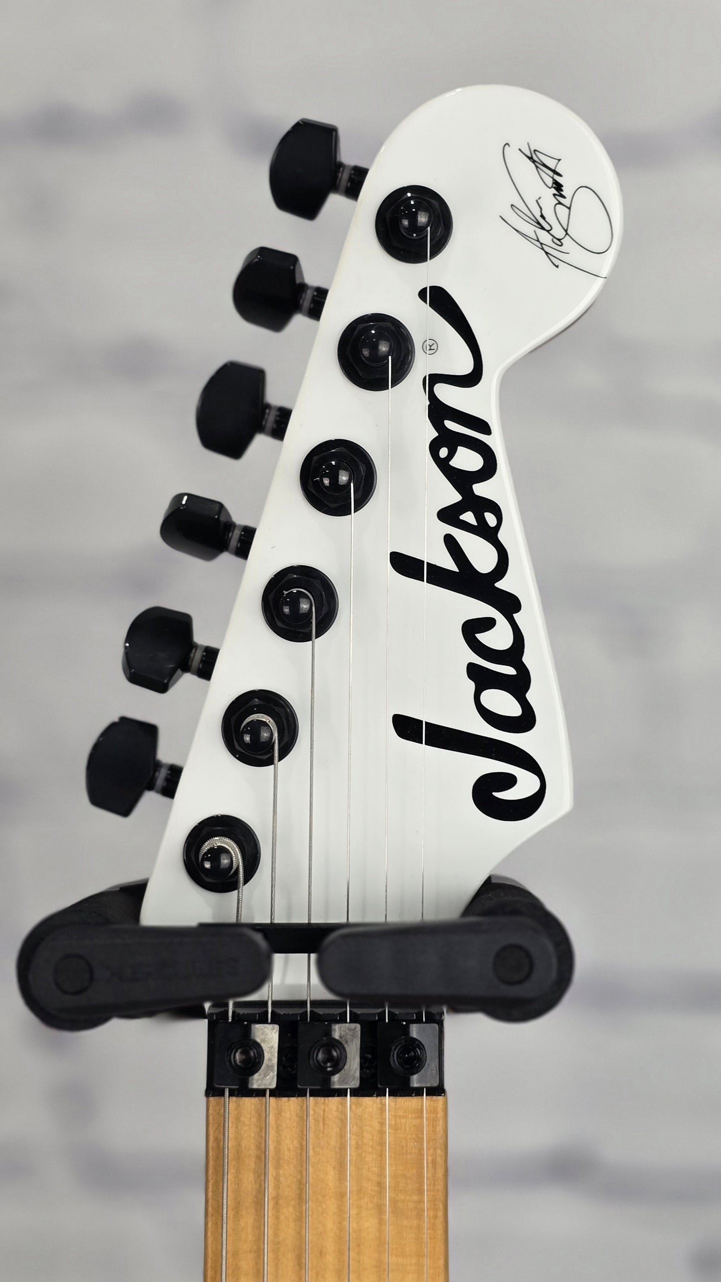 Jackson Guitars 50th Anniversary Adrian Smith SC1 6 String Electric Guitar Snow White