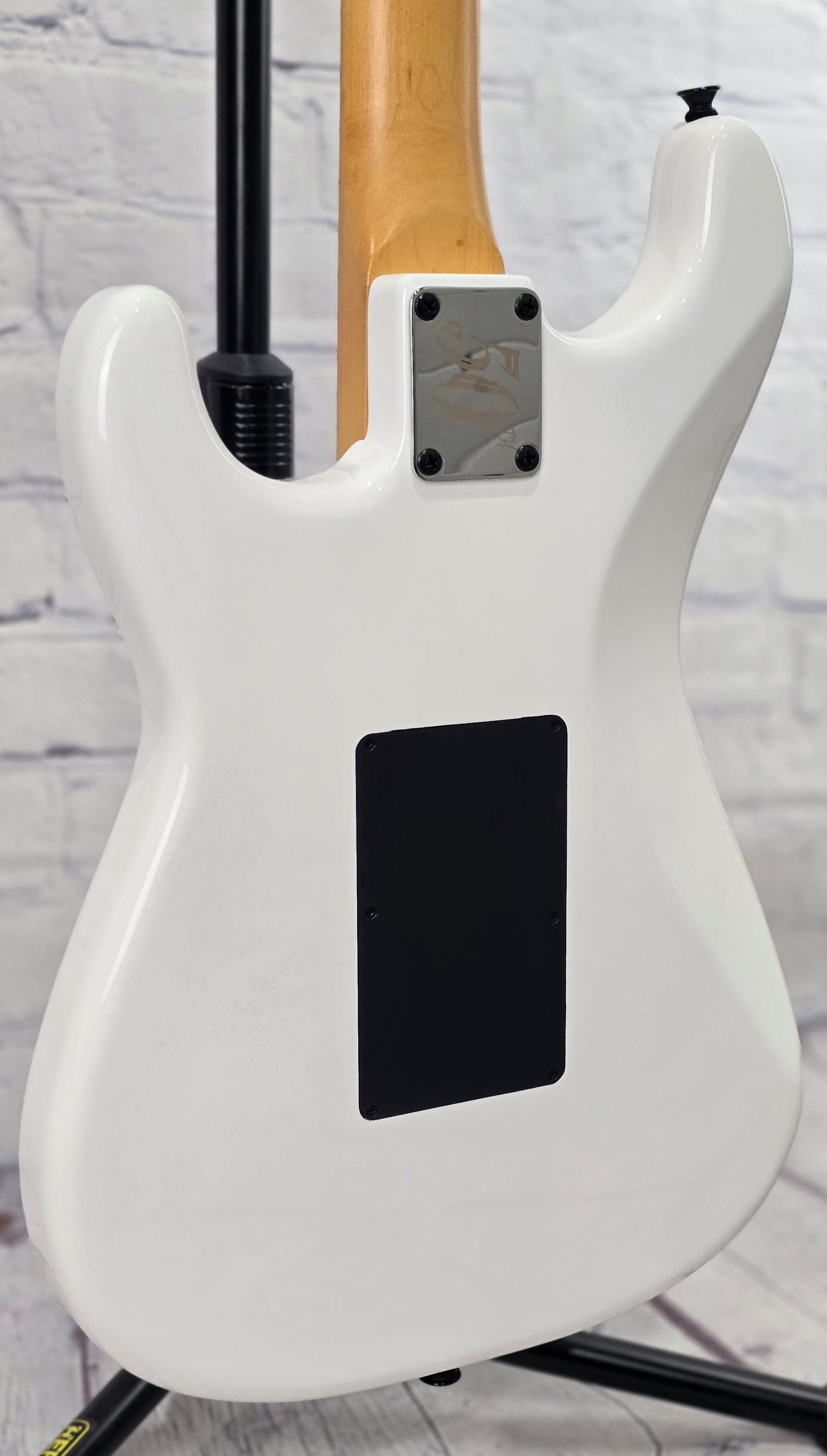 Jackson Guitars 50th Anniversary Adrian Smith SC1 6 String Electric Guitar Snow White